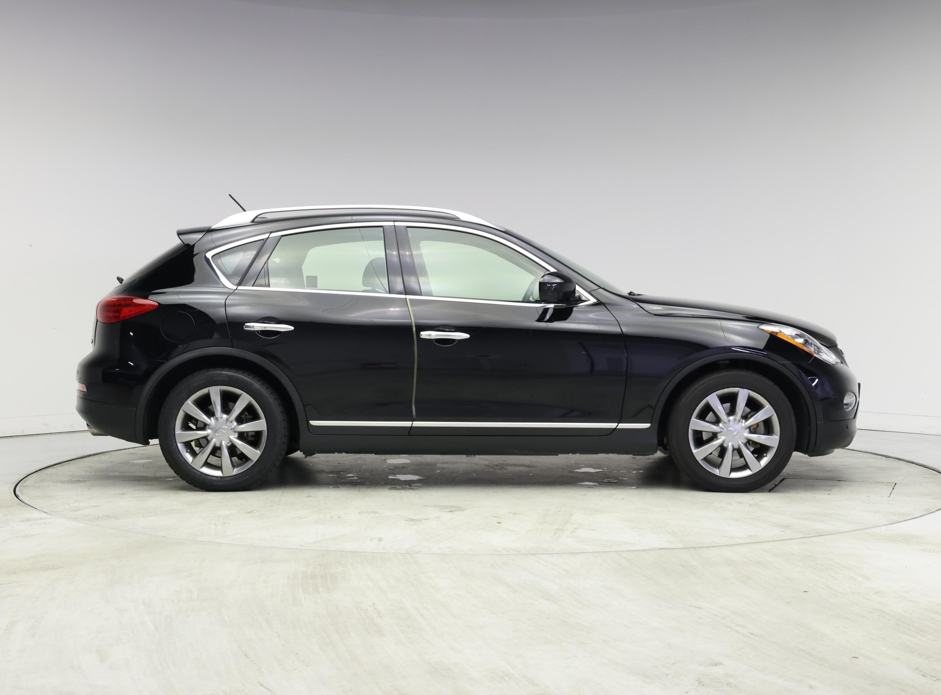 Thumbnail: 2014 INFINITI QX50 - 7