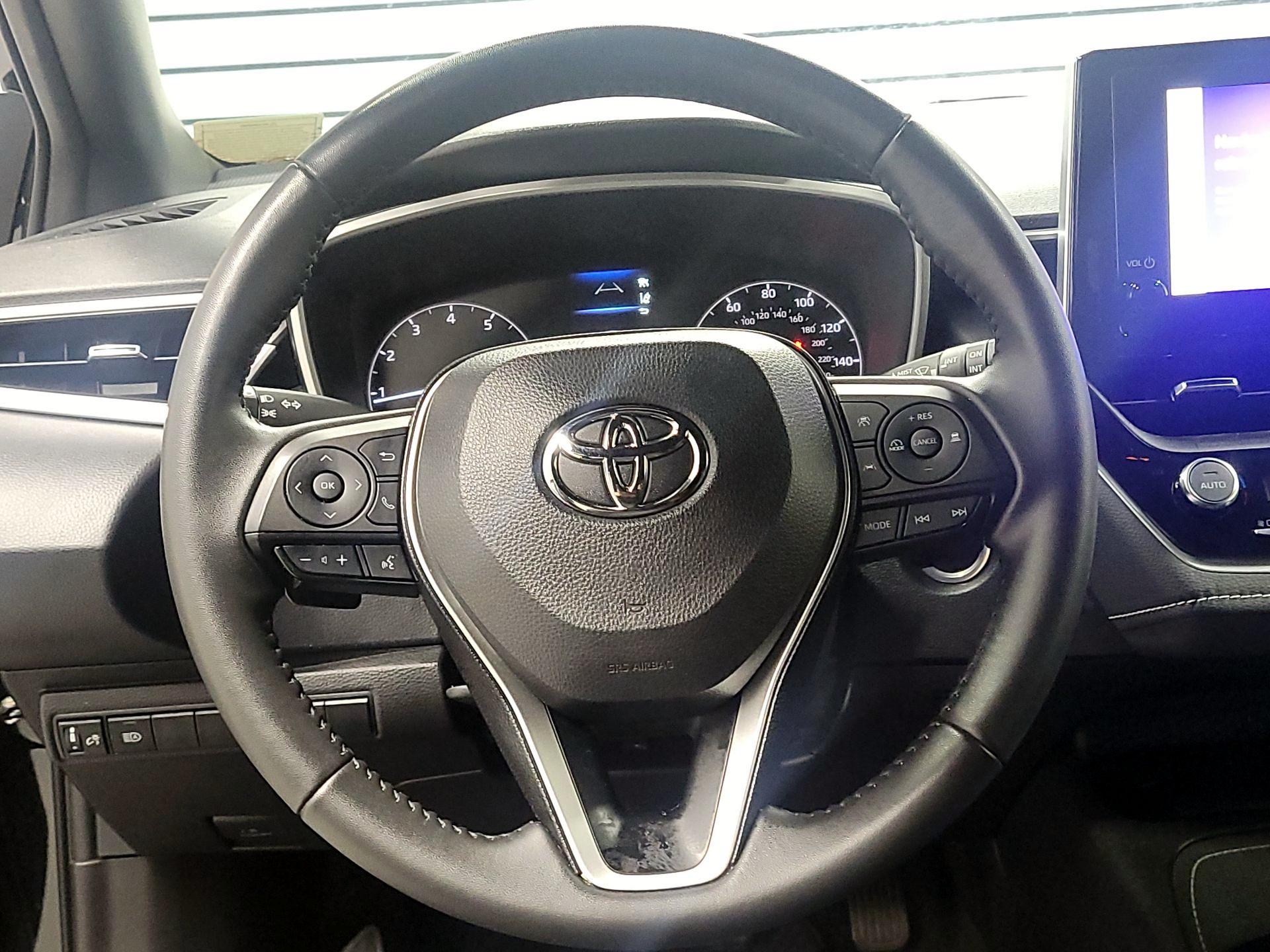 Thumbnail: 2023 Toyota Corolla - 10