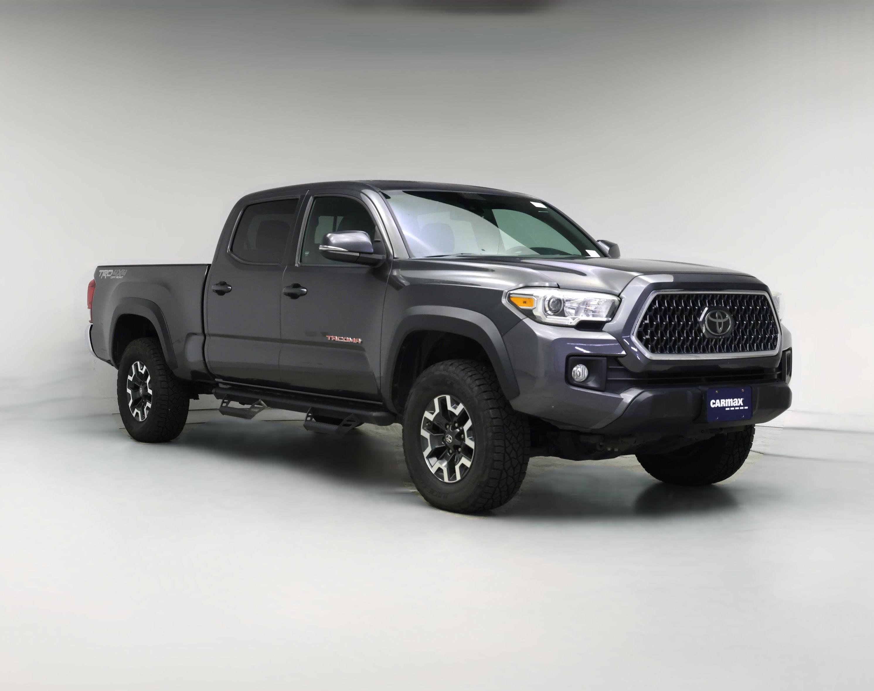 Thumbnail: 2018 Toyota Tacoma - 1
