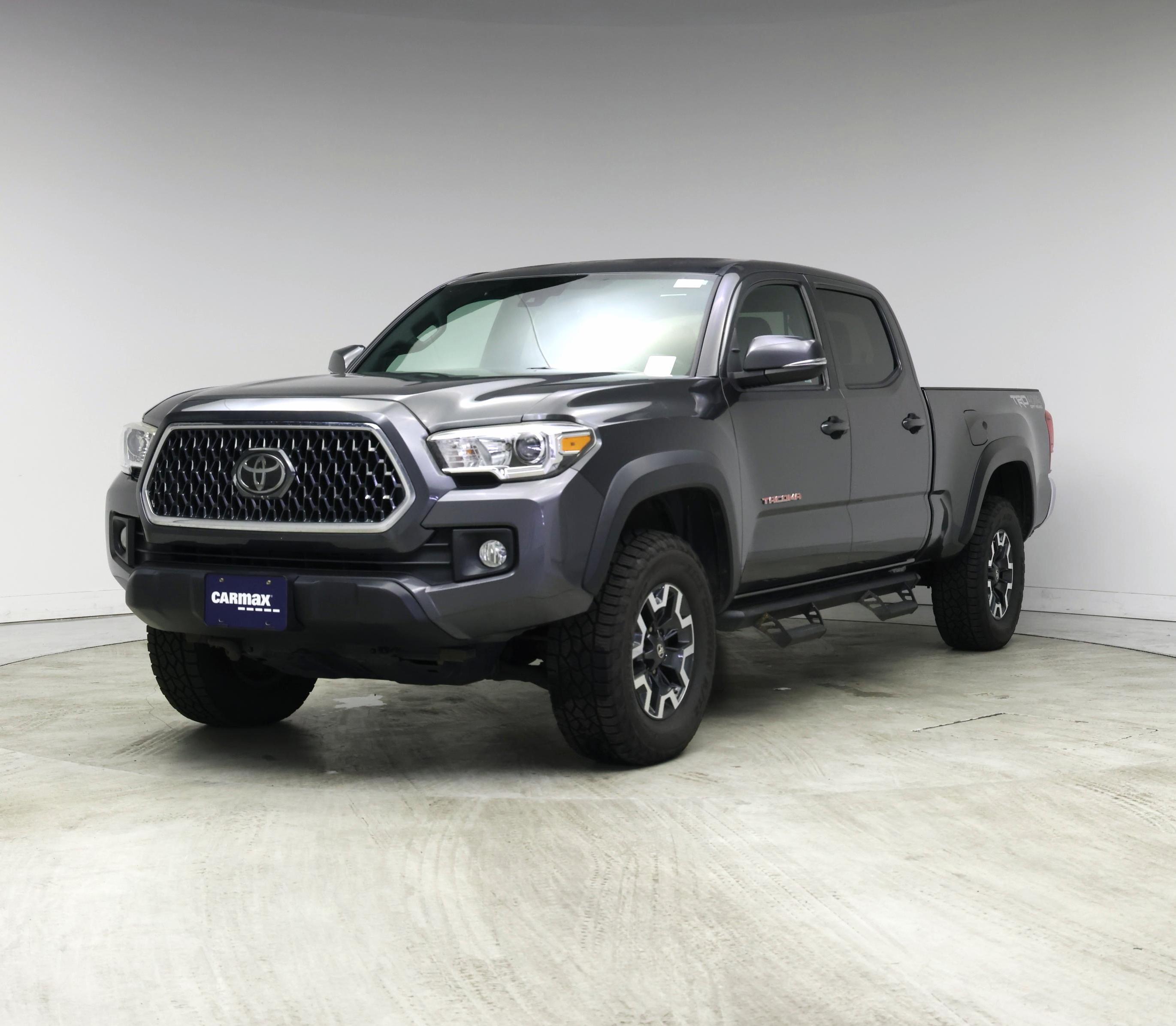 Thumbnail: 2018 Toyota Tacoma - 4