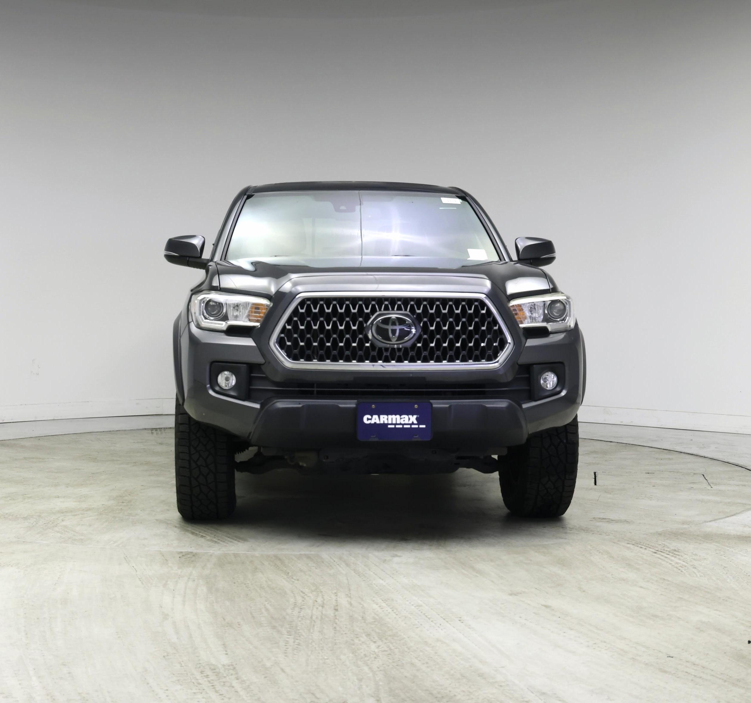 Thumbnail: 2018 Toyota Tacoma - 5