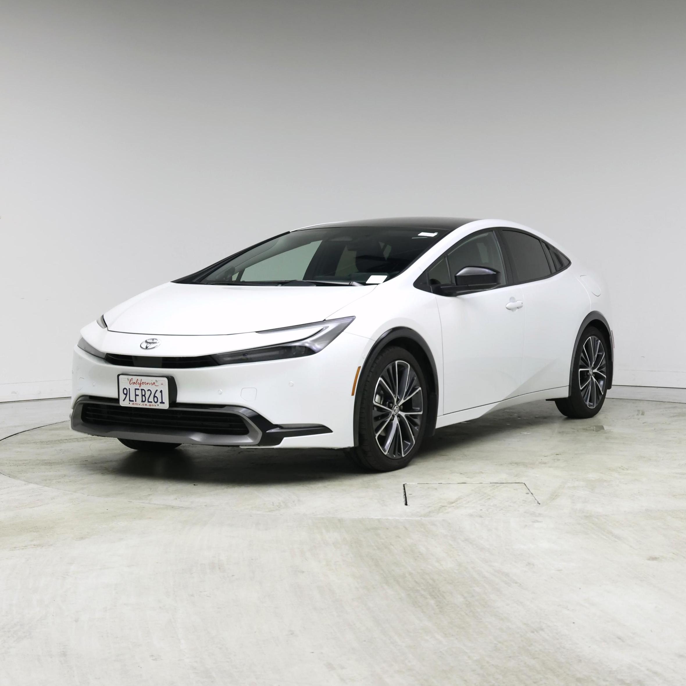 Thumbnail: 2024 Toyota Prius - 4