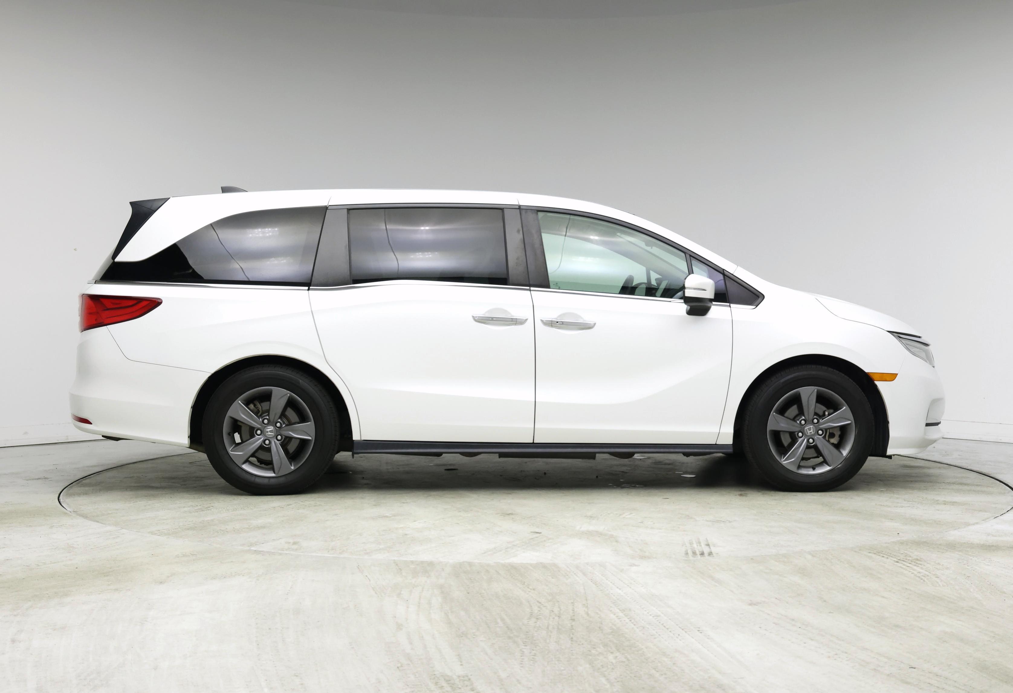 Thumbnail: 2021 Honda Odyssey - 7