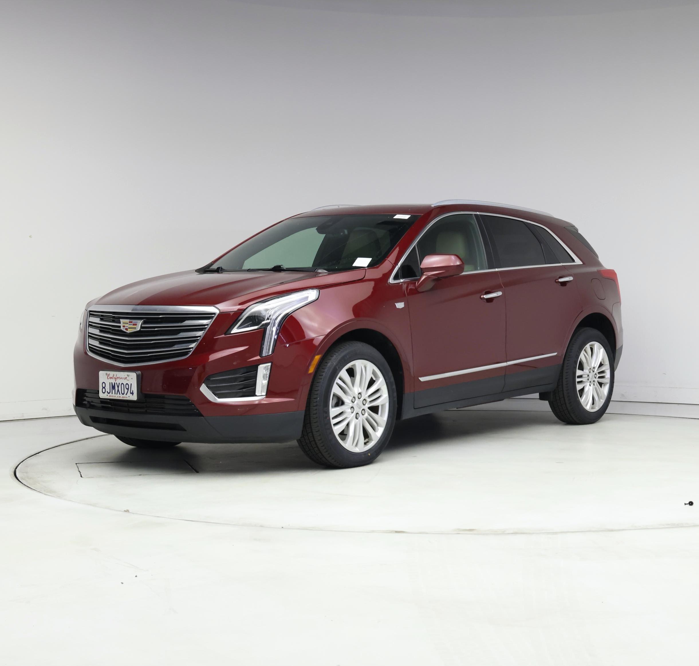 Thumbnail: 2017 Cadillac XT5 - 4