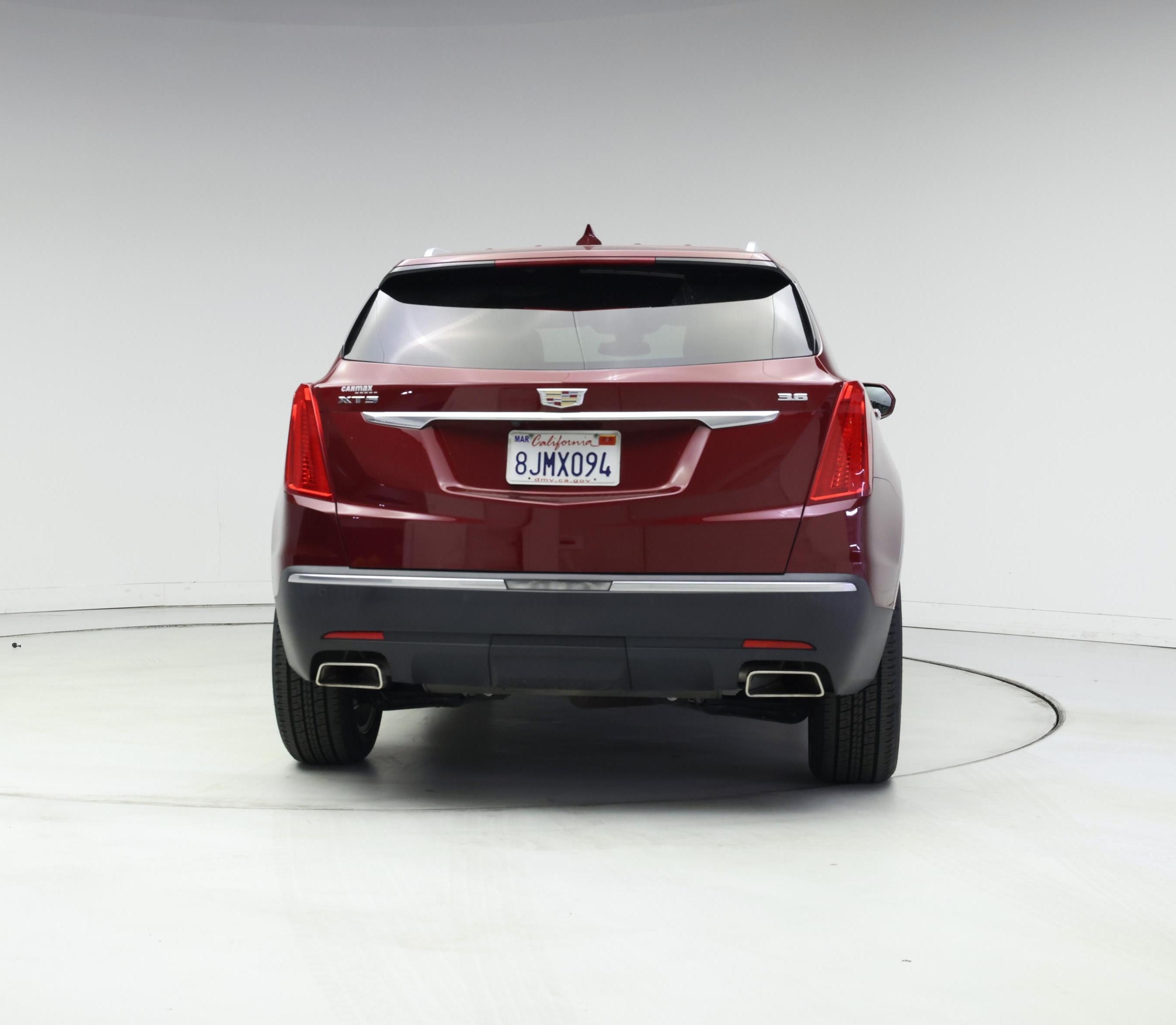 Thumbnail: 2017 Cadillac XT5 - 6
