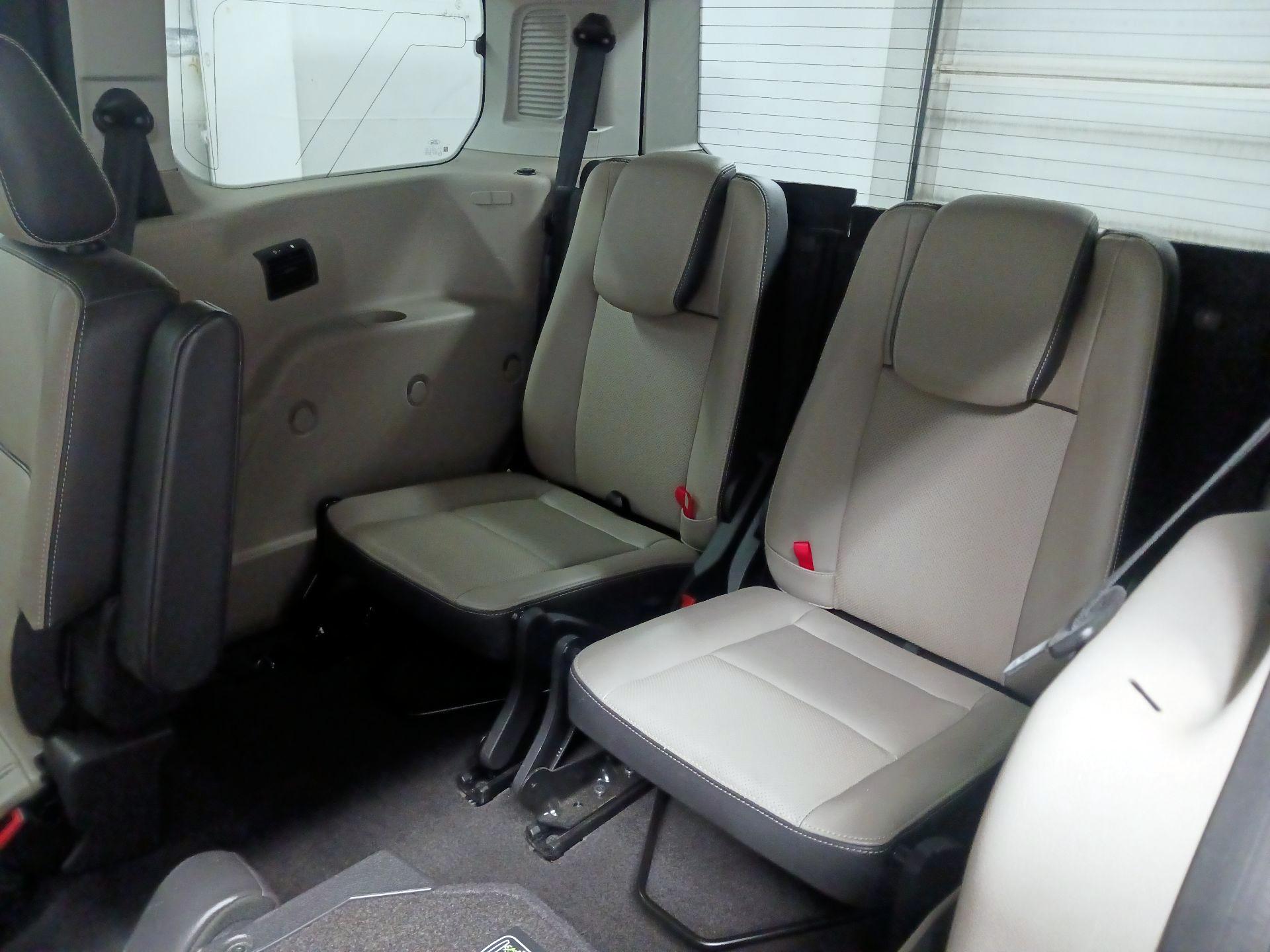 Thumbnail: 2016 Ford Transit Series - 20