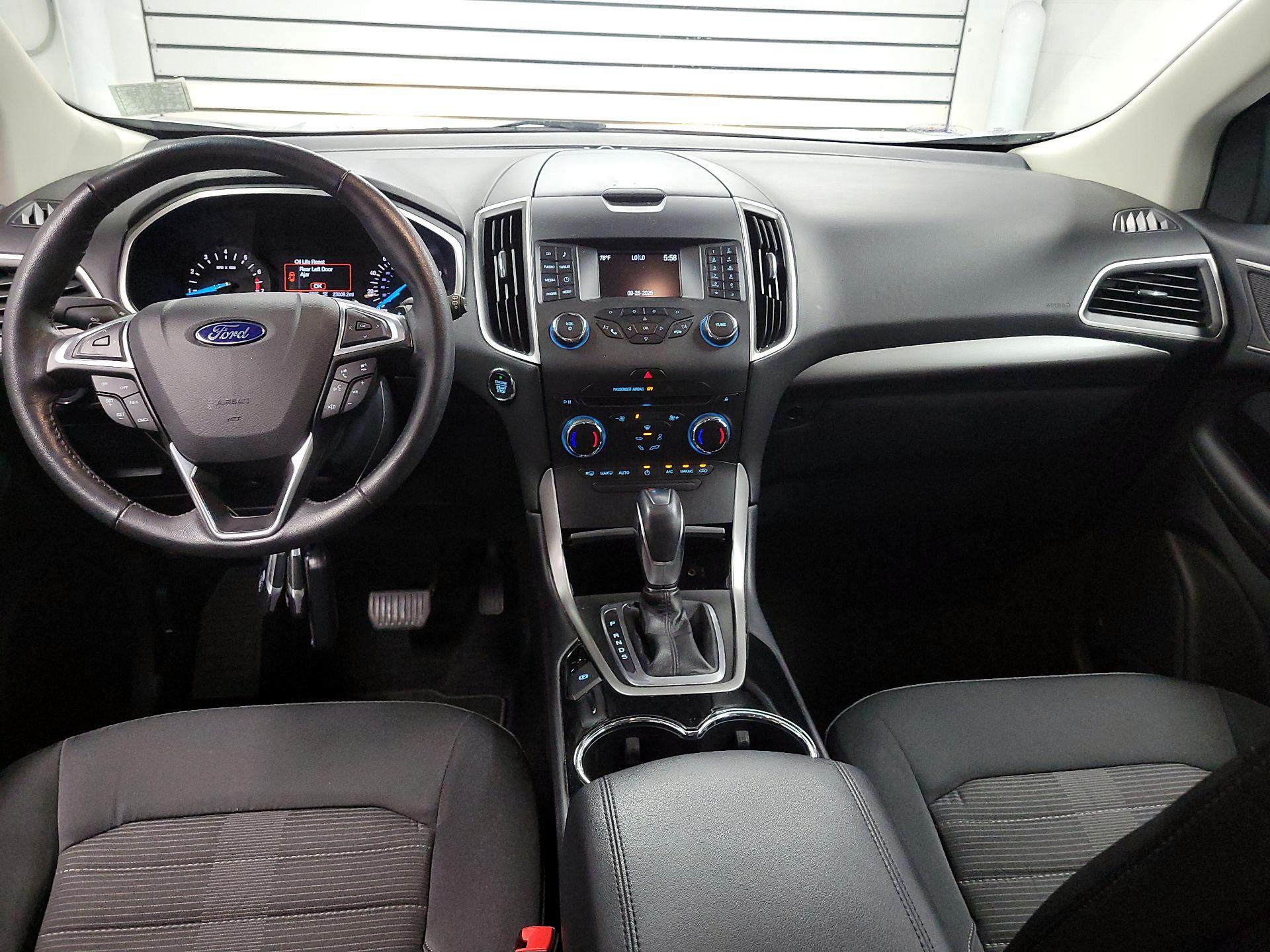 Thumbnail: 2015 Ford Edge - 9