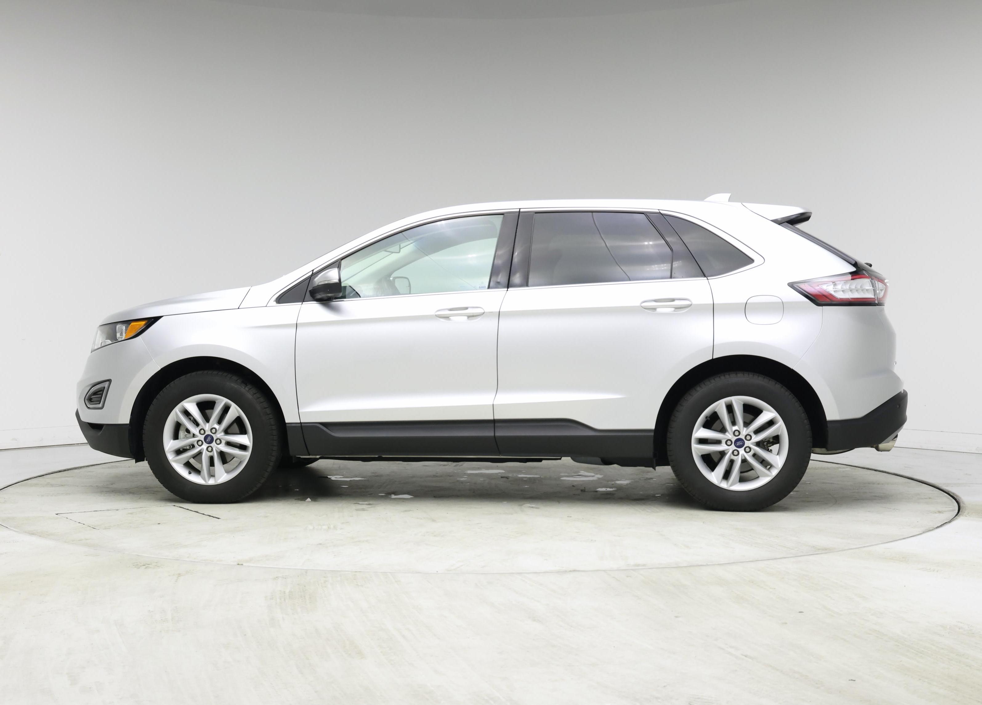 Thumbnail: 2015 Ford Edge - 3