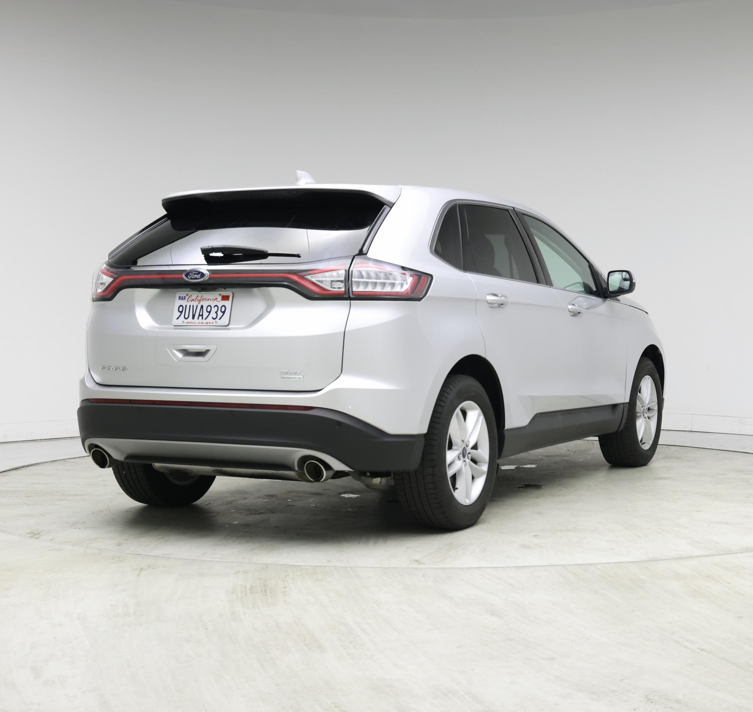 Thumbnail: 2015 Ford Edge - 8
