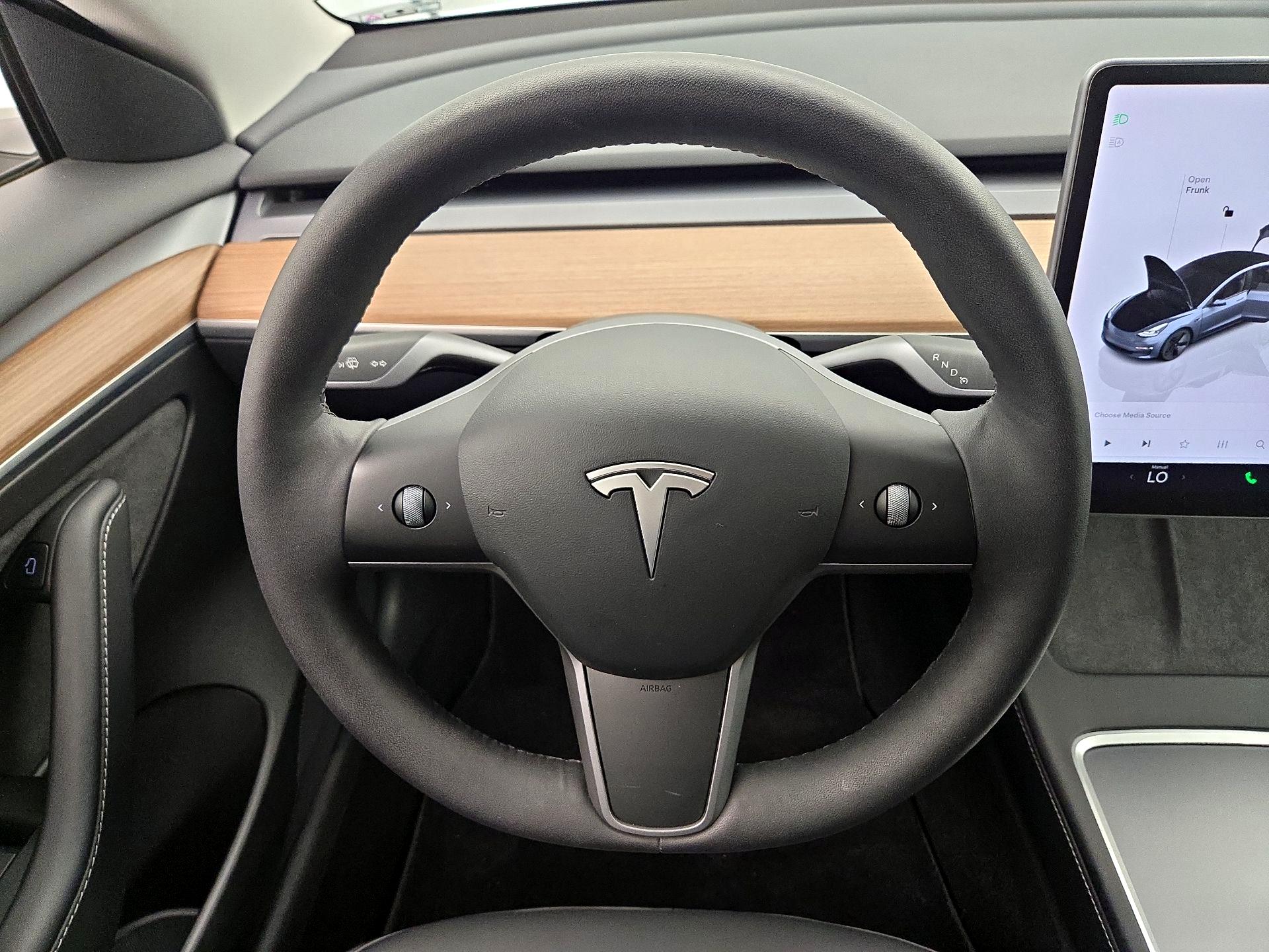 Thumbnail: 2022 Tesla Model 3 - 10
