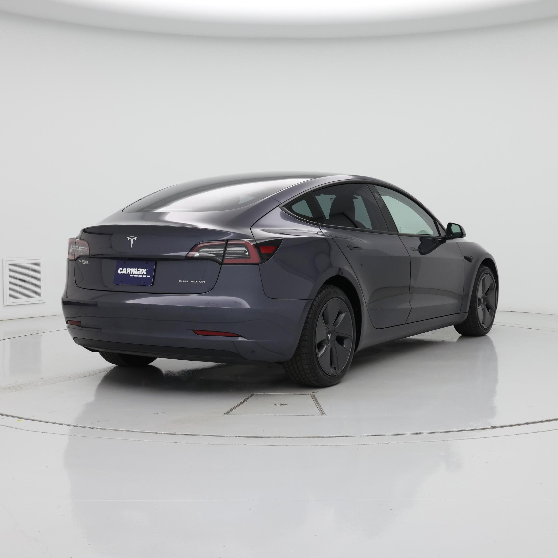 Thumbnail: 2022 Tesla Model 3 - 8