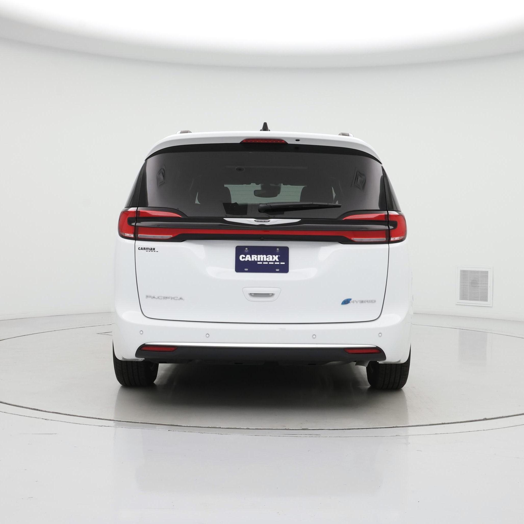 Thumbnail: 2025 Chrysler Pacifica - 6