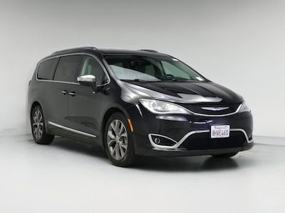 Black 2019 Chrysler Pacifica Limited