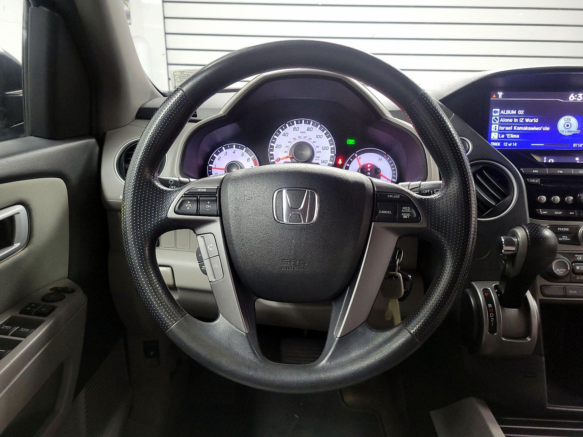 Thumbnail: 2014 Honda Pilot - 10