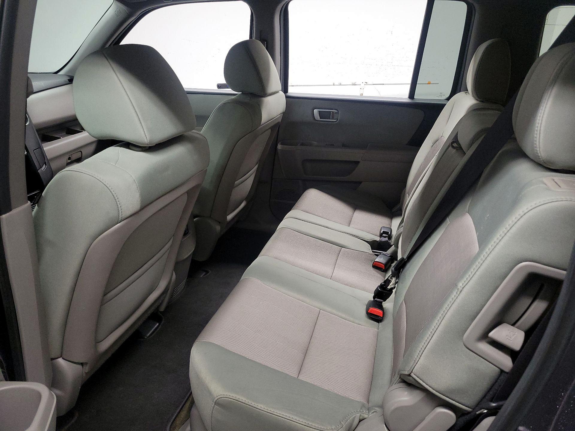 Thumbnail: 2014 Honda Pilot - 17