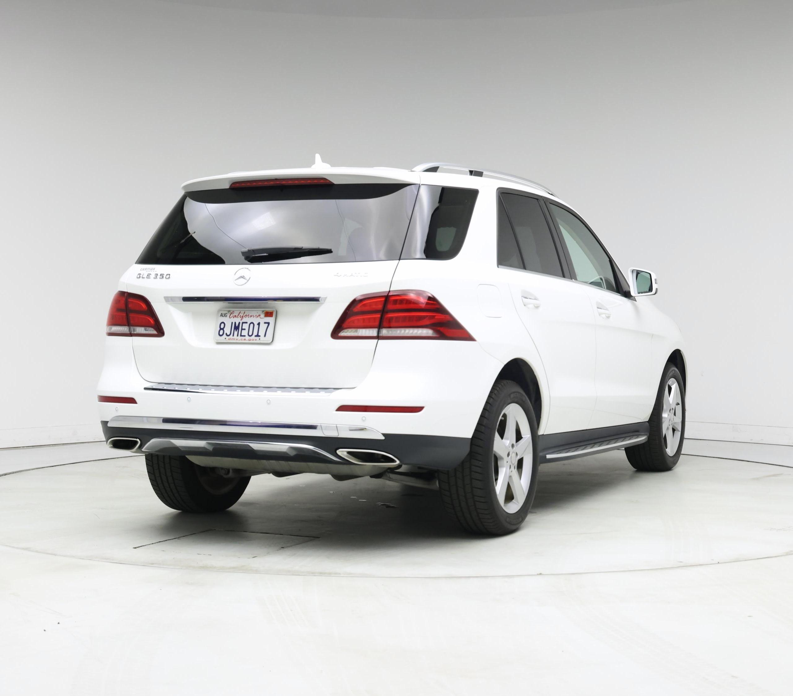 Thumbnail: 2016 Mercedes-Benz GLE - 8