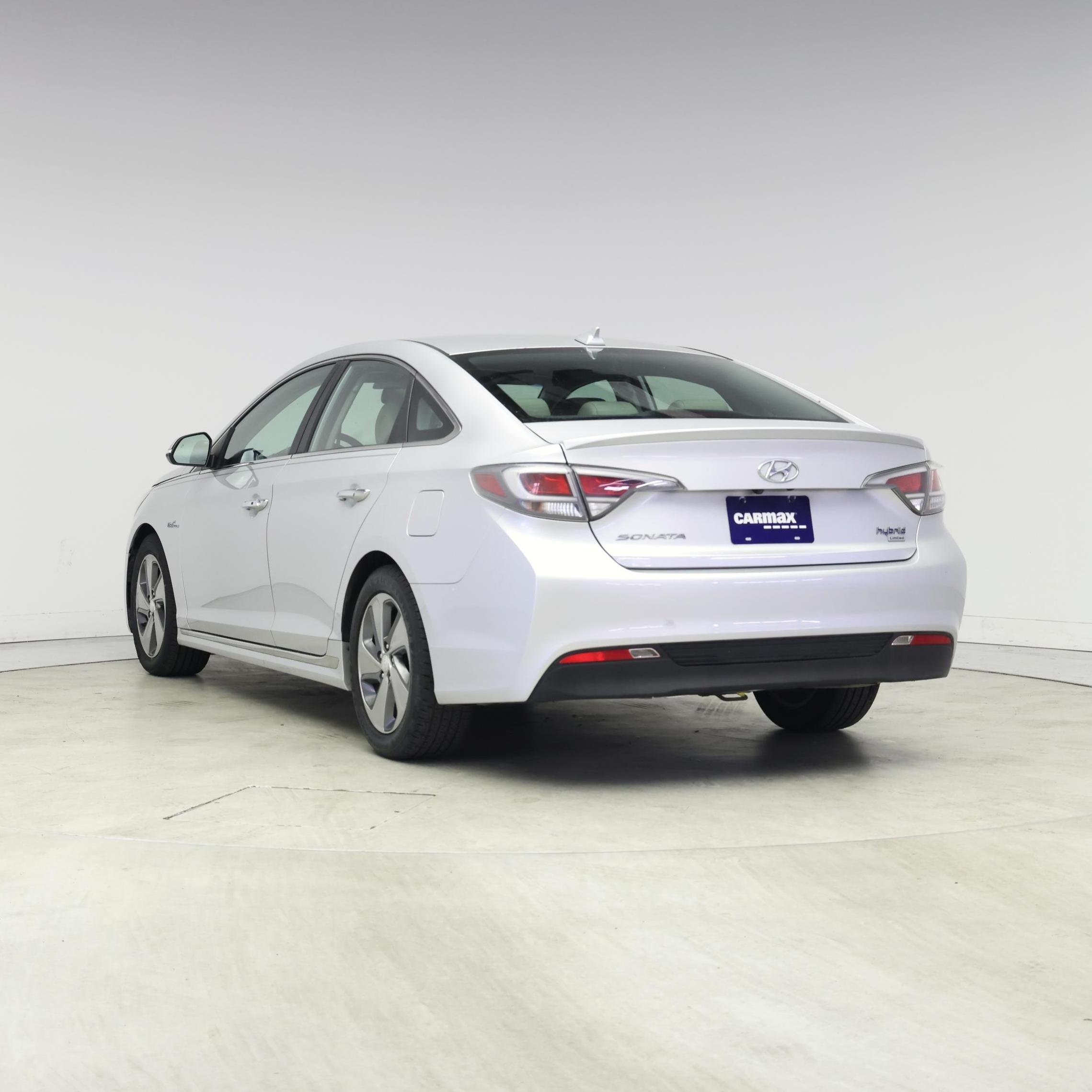 Thumbnail: 2016 Hyundai Sonata - 2