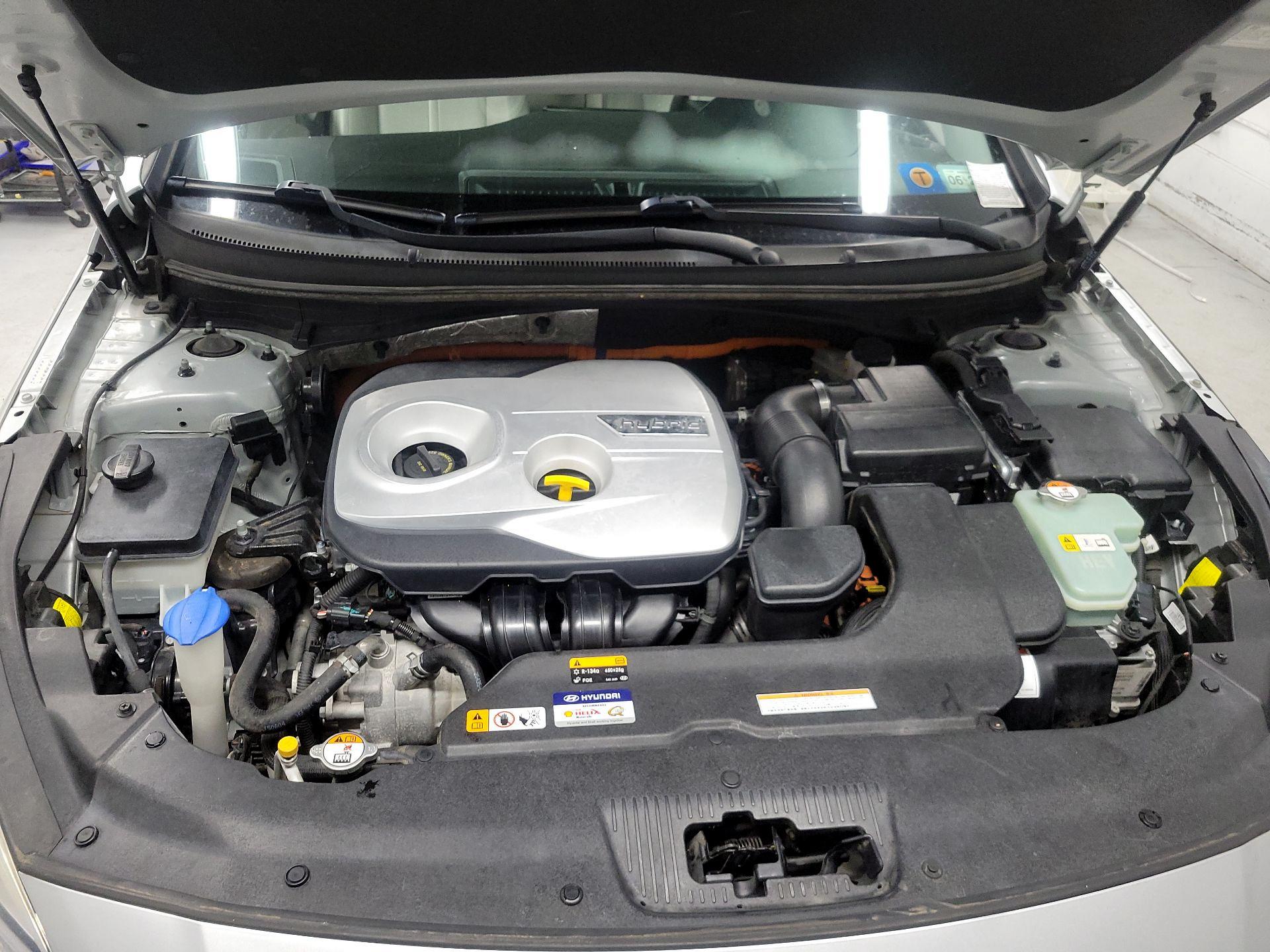 Thumbnail: 2016 Hyundai Sonata - 19