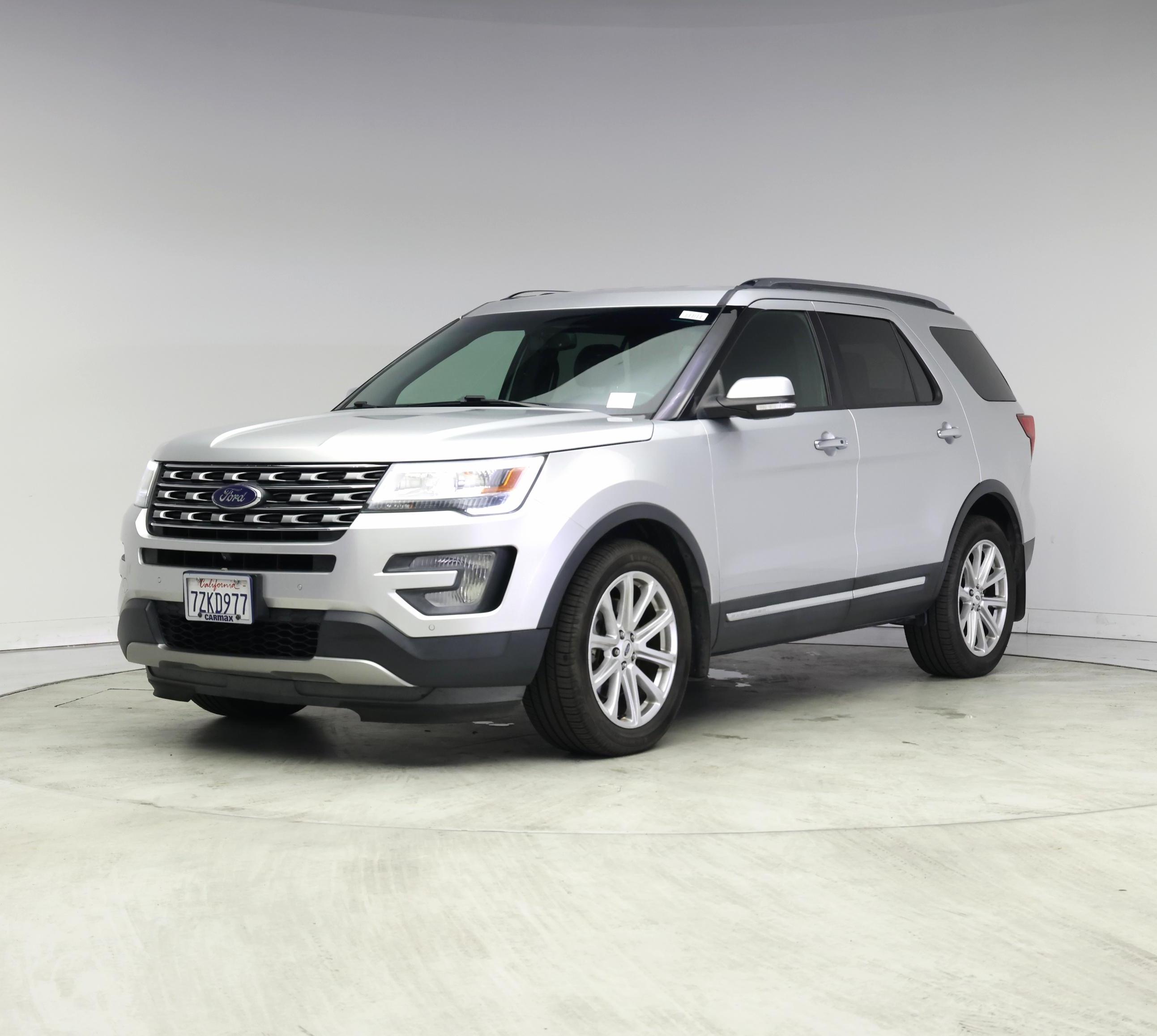 Thumbnail: 2016 Ford Explorer - 4