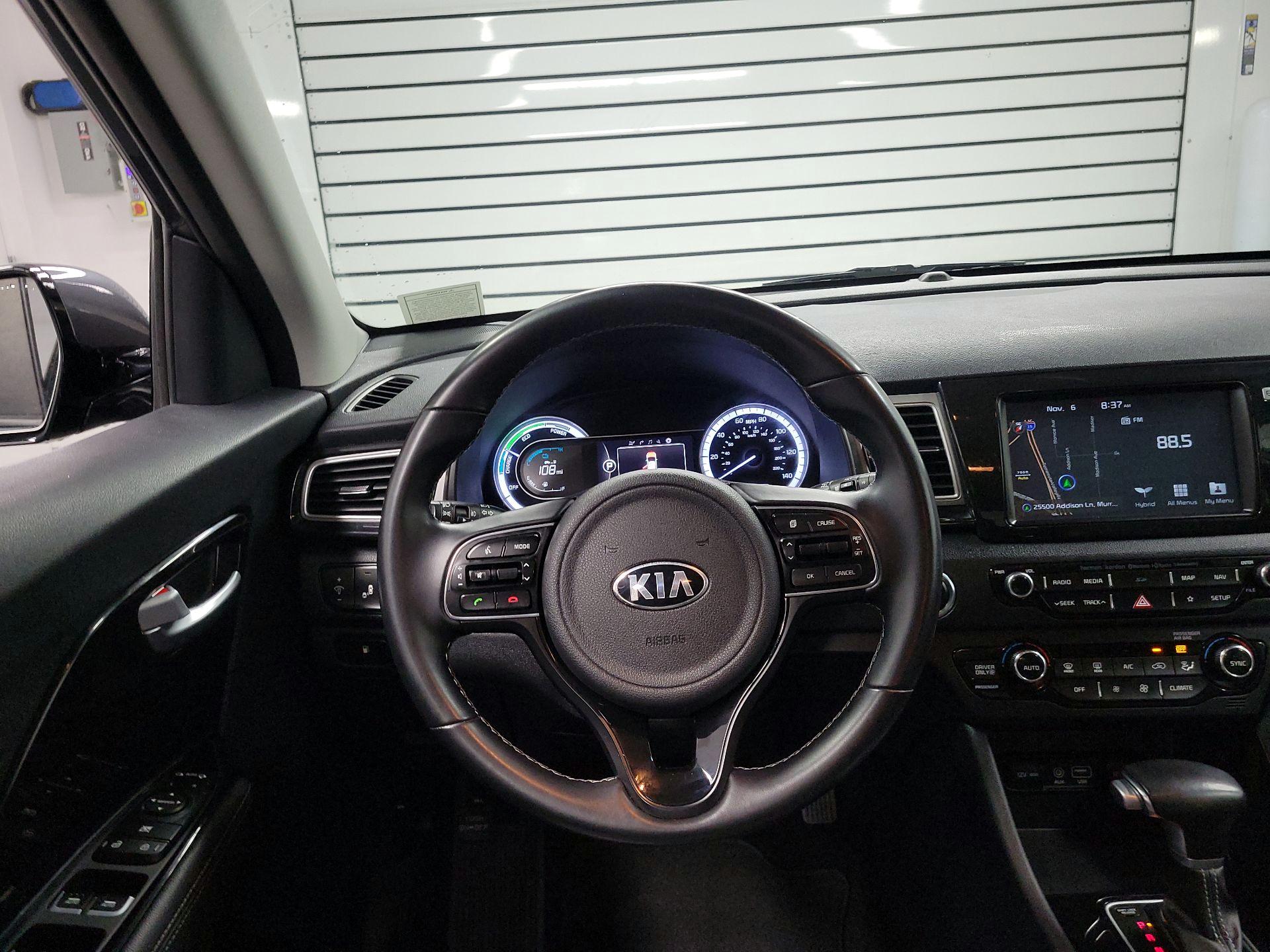 Thumbnail: 2019 Kia Niro - 10