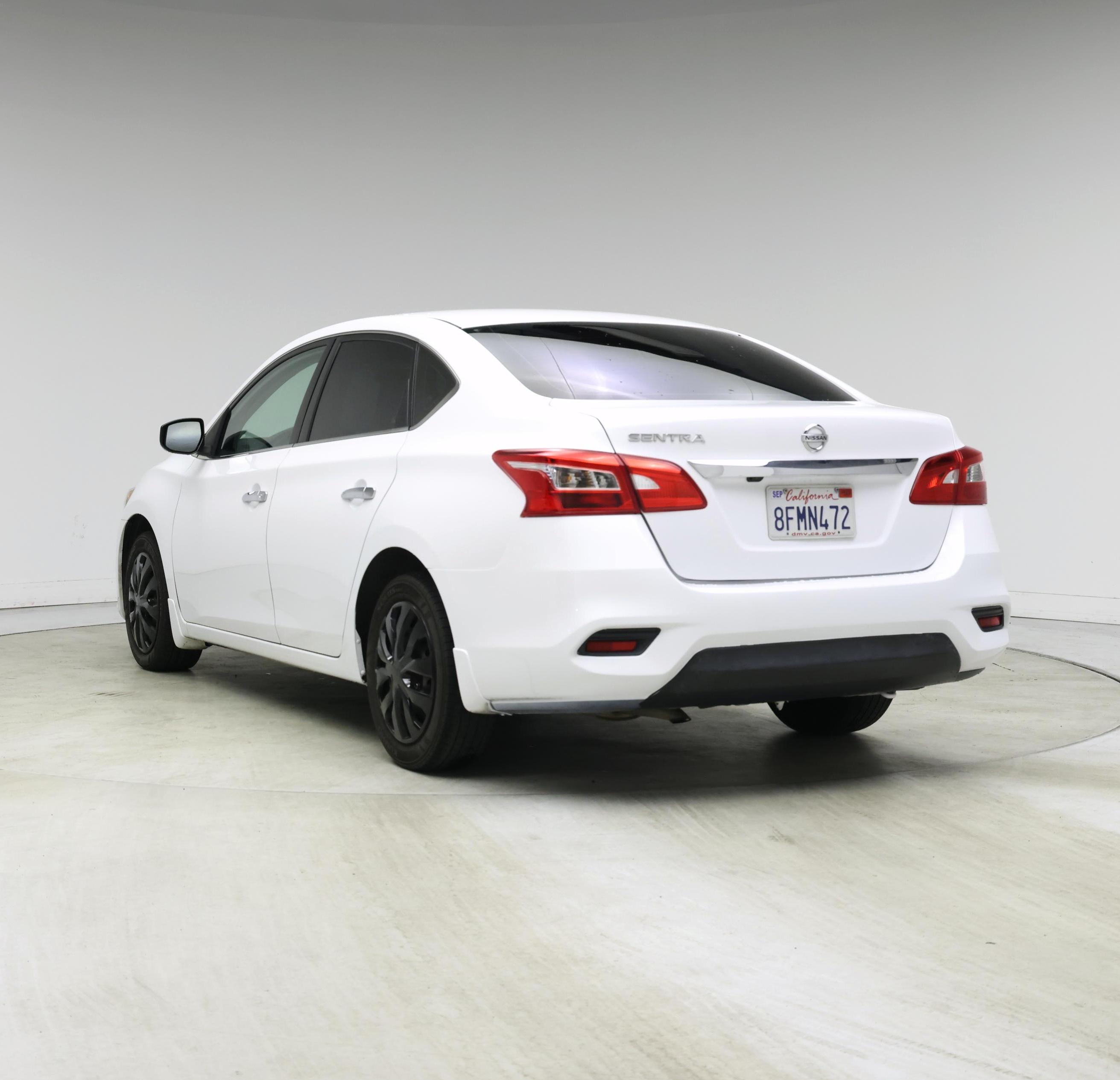 Thumbnail: 2018 Nissan Sentra - 2