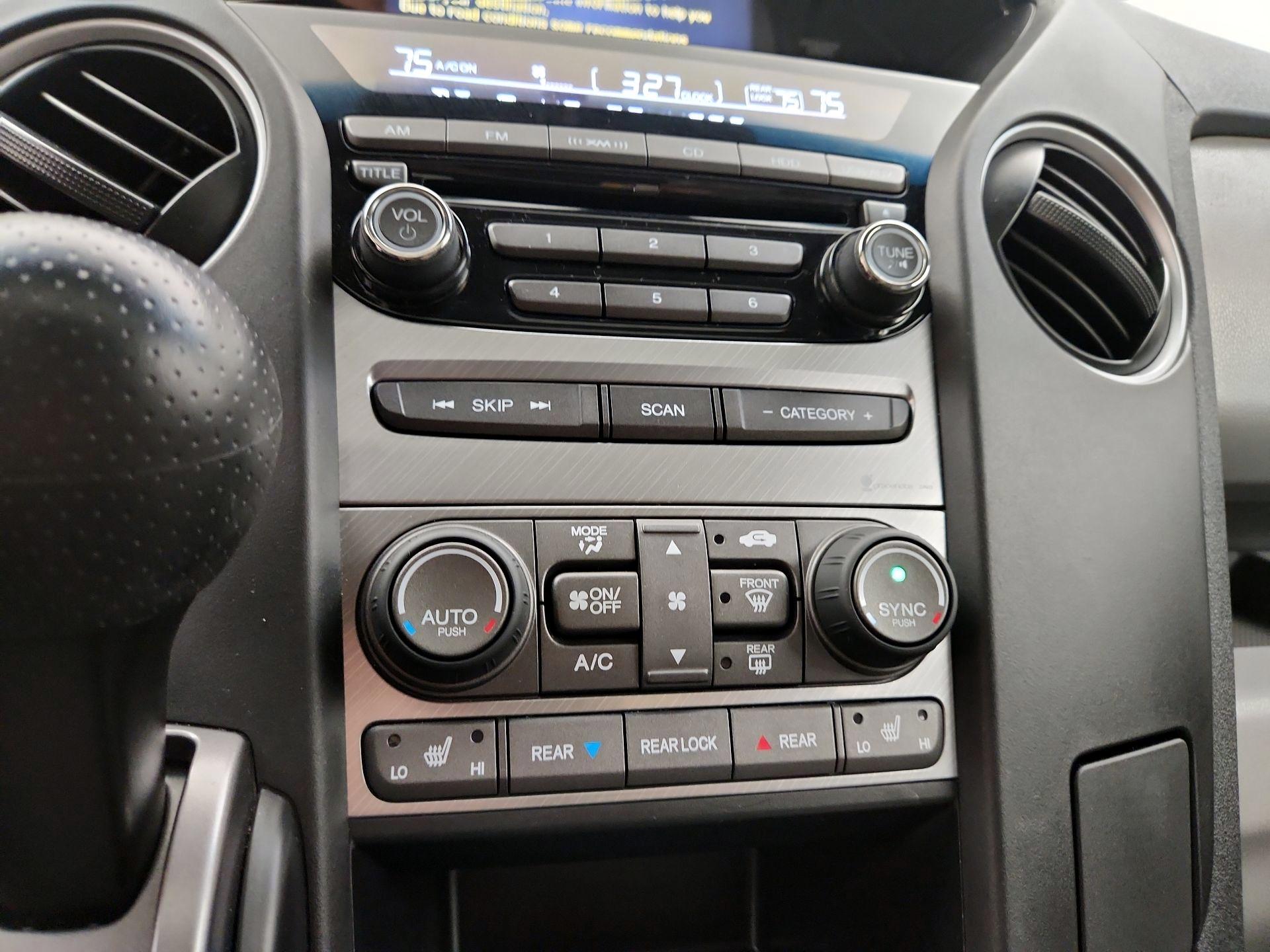 Thumbnail: 2014 Honda Pilot - 16