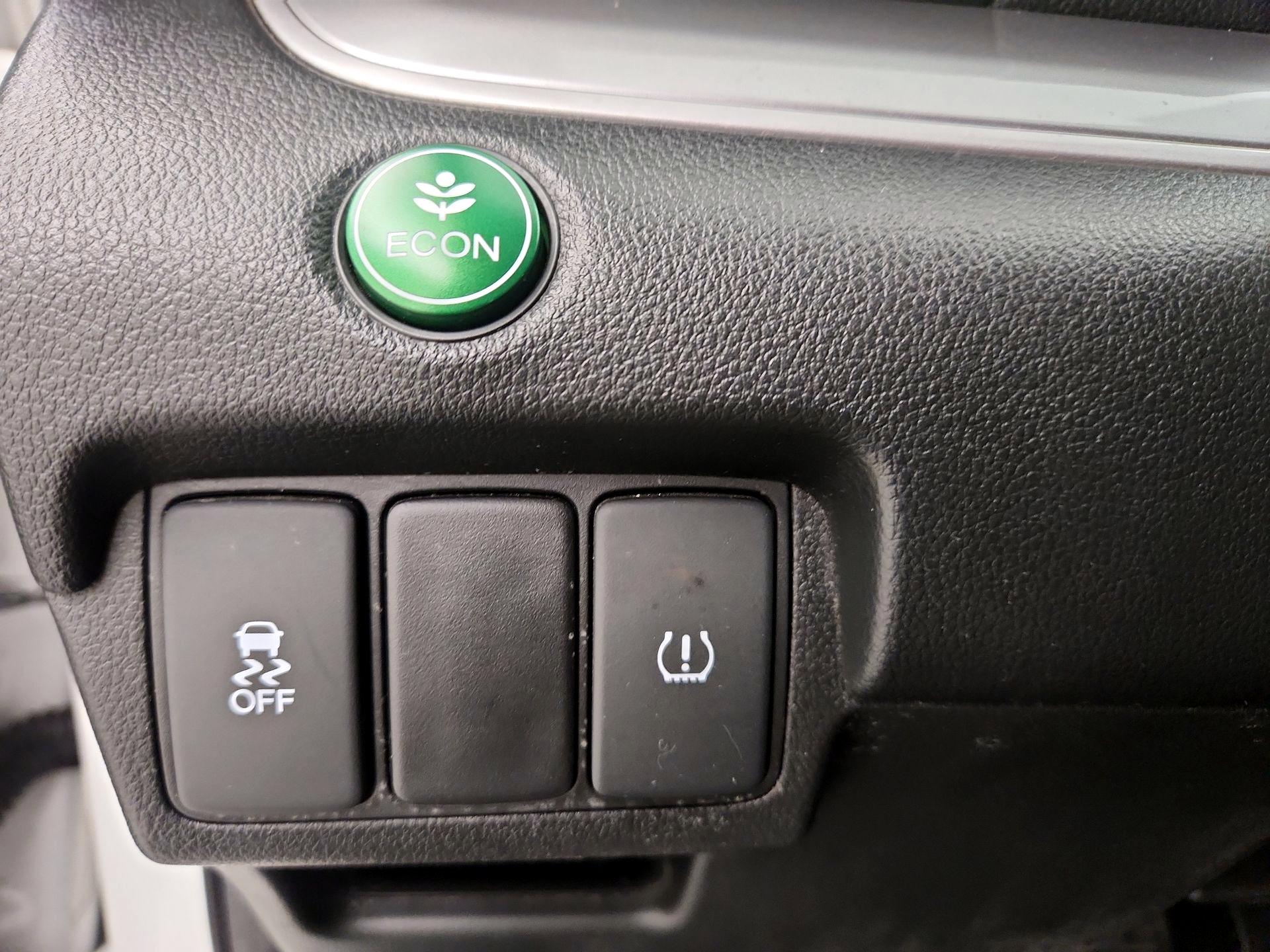 Thumbnail: 2015 Honda CR-V - 13