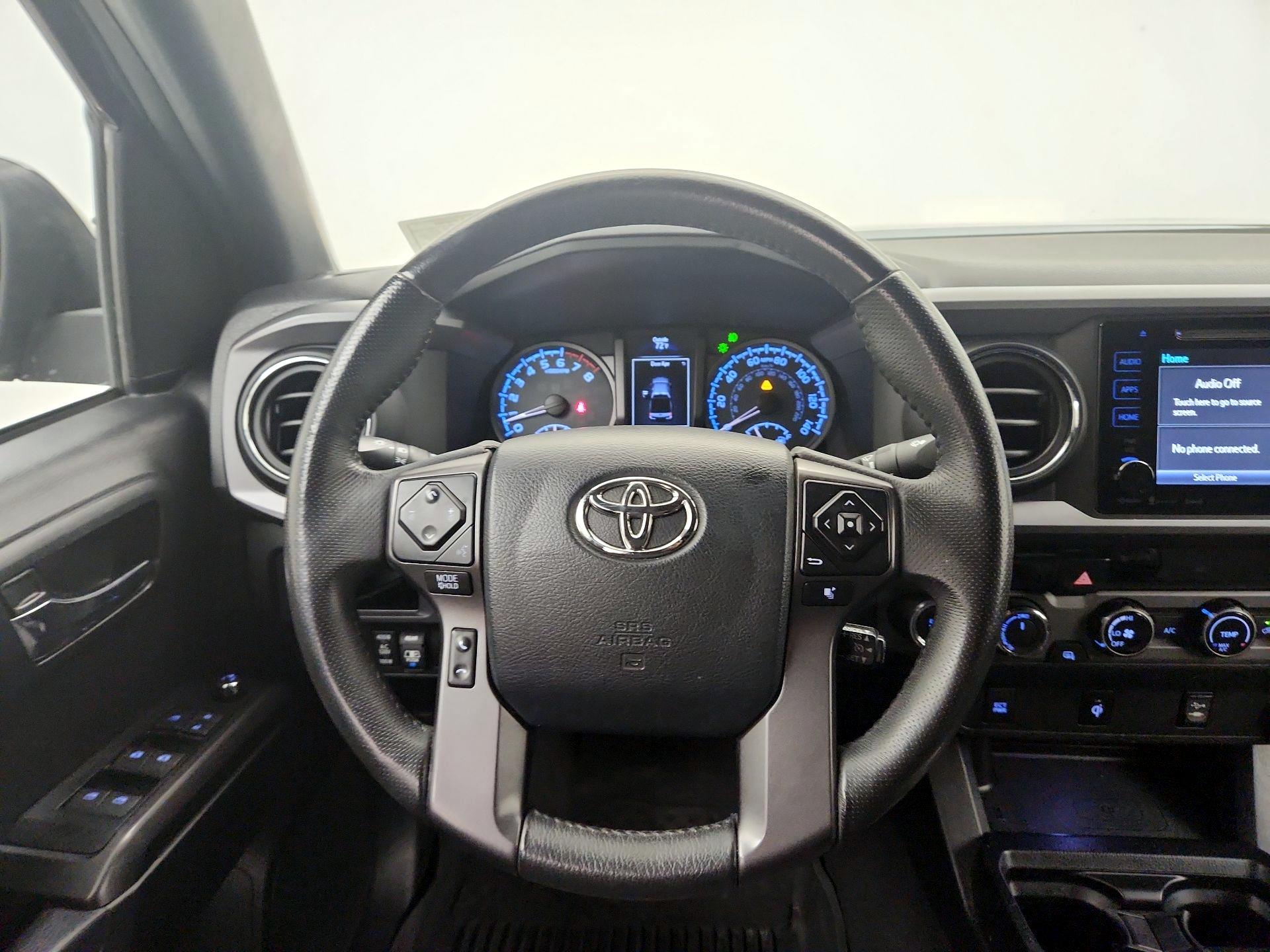 Thumbnail: 2017 Toyota Tacoma - 10