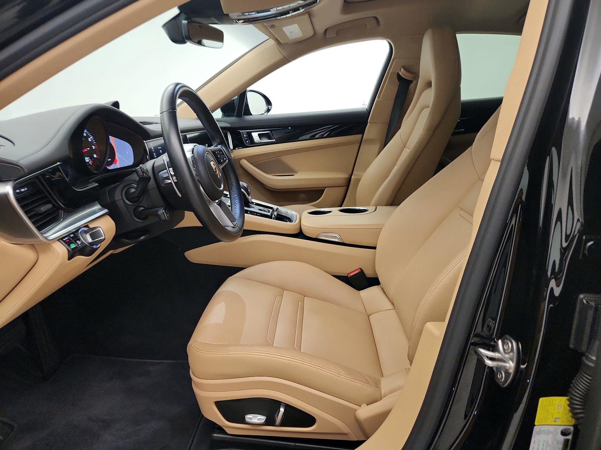 Thumbnail: 2018 Porsche Panamera - 11