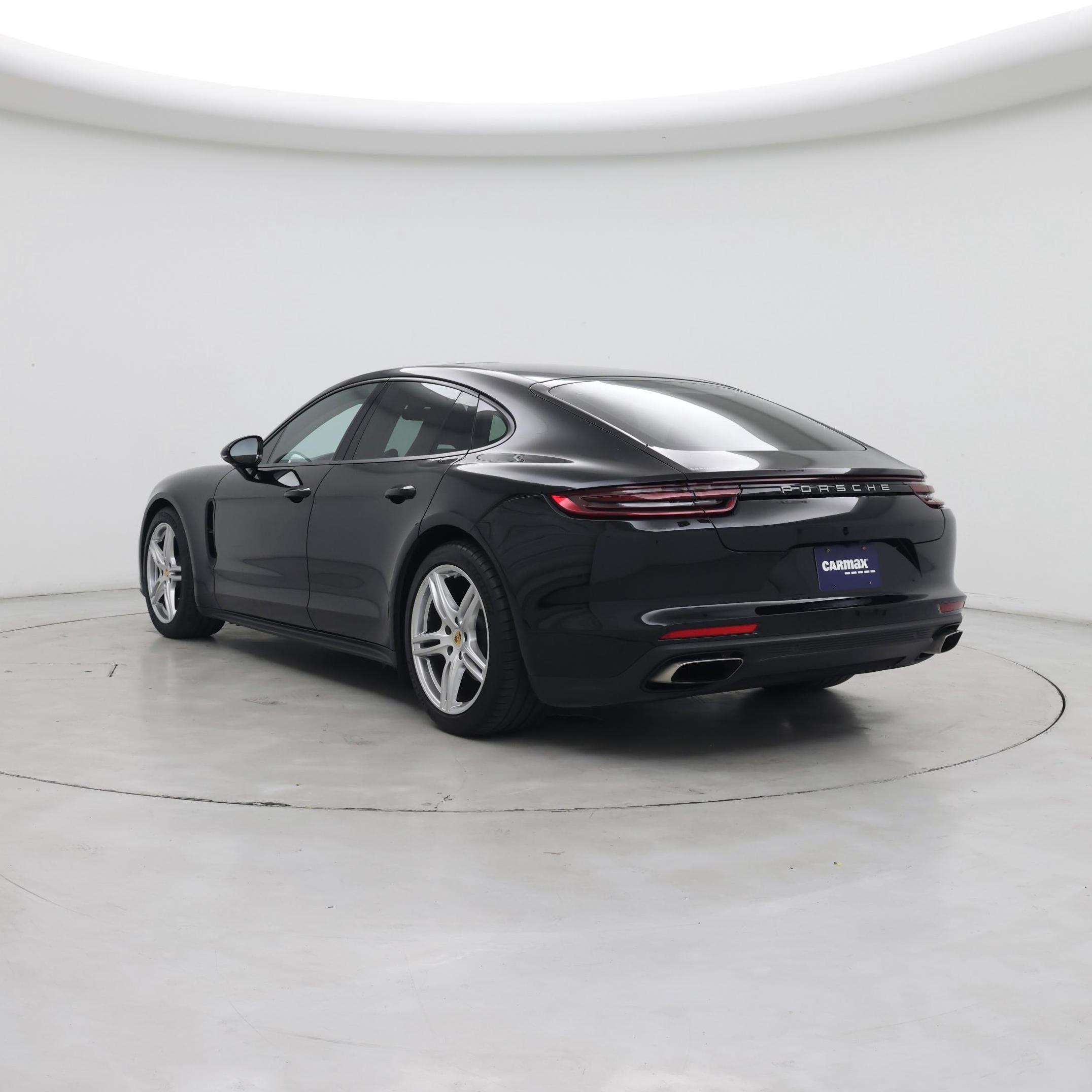 Thumbnail: 2018 Porsche Panamera - 2