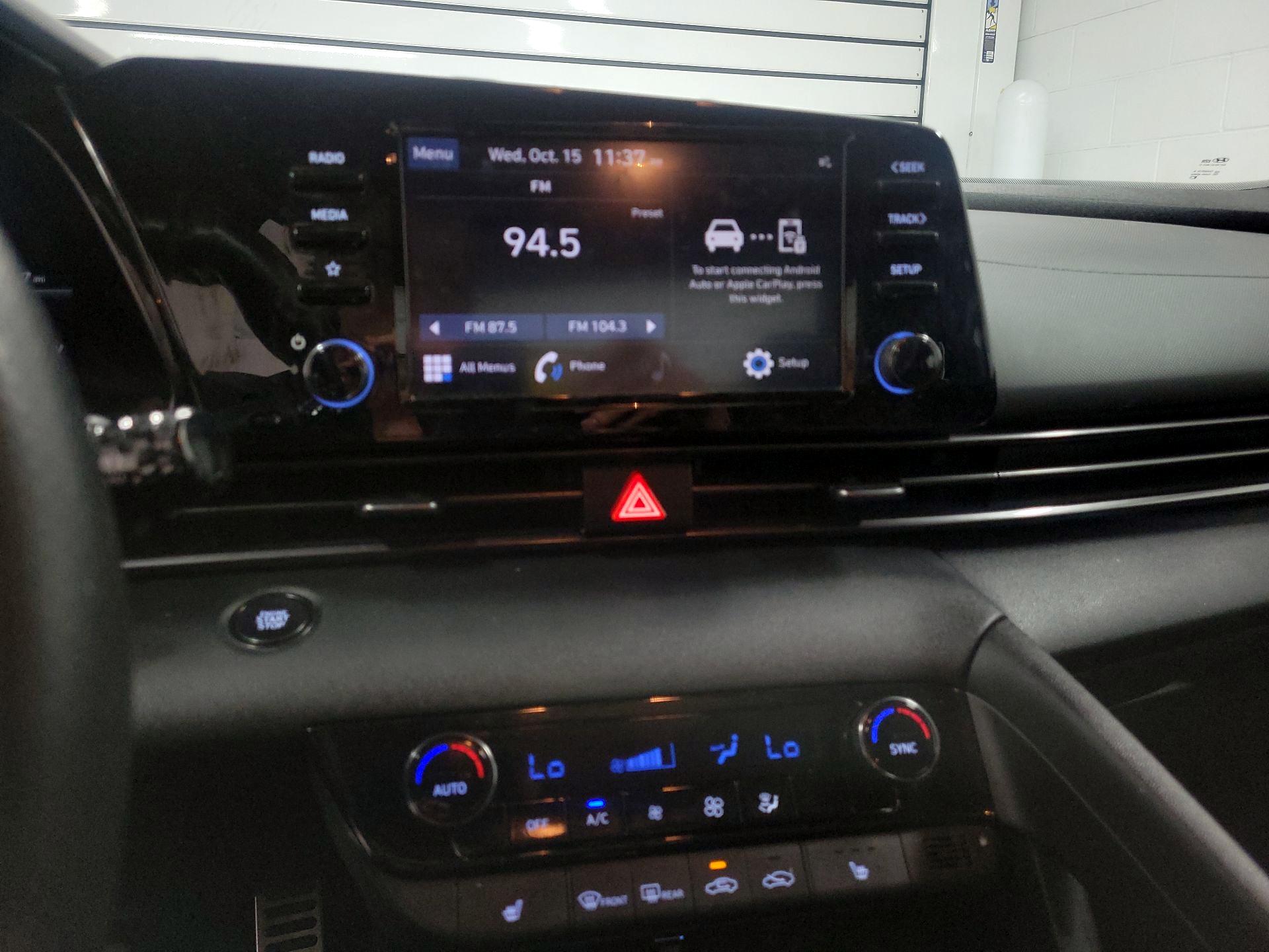 Thumbnail: 2022 Hyundai Elantra - 14