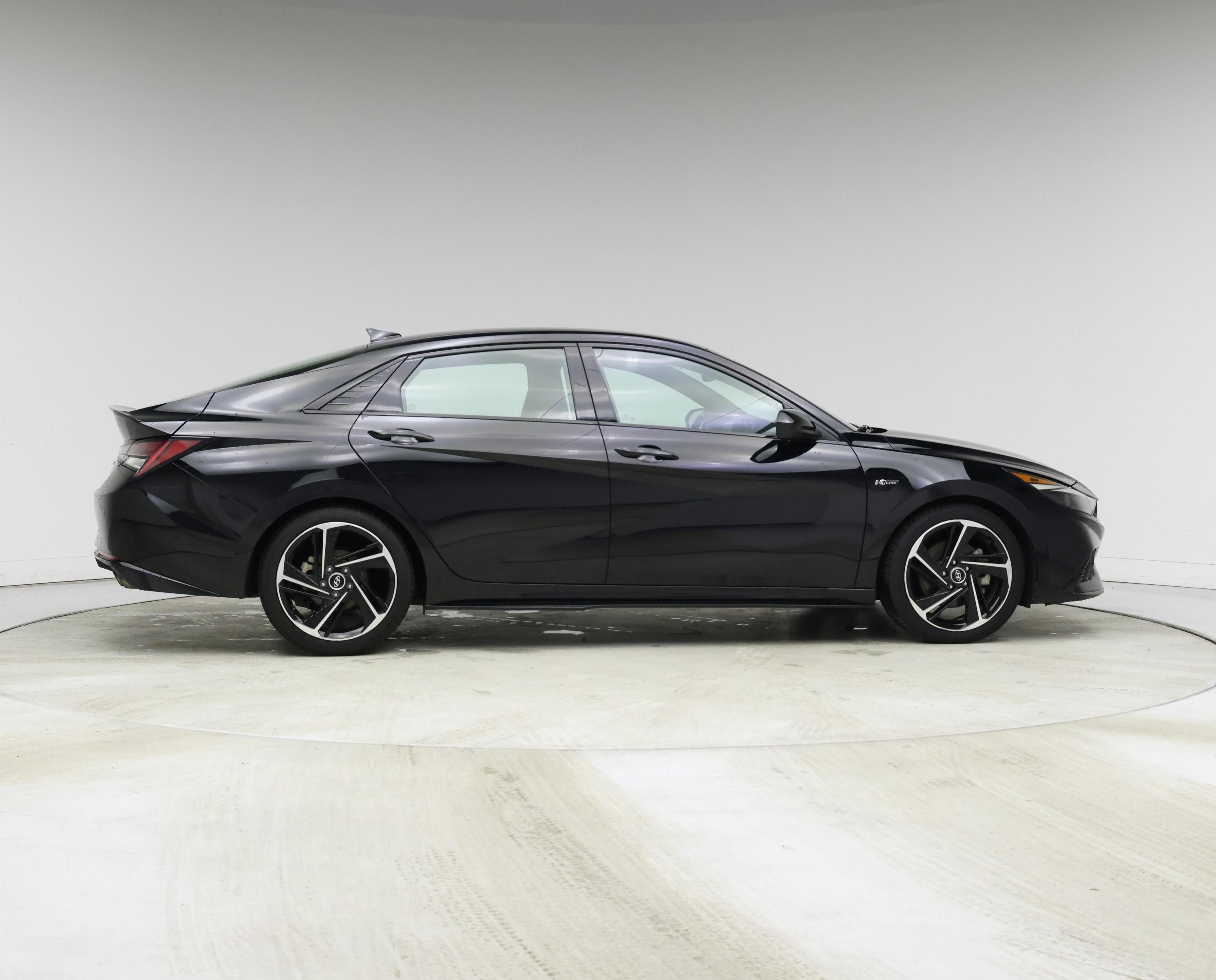 Thumbnail: 2022 Hyundai Elantra - 7