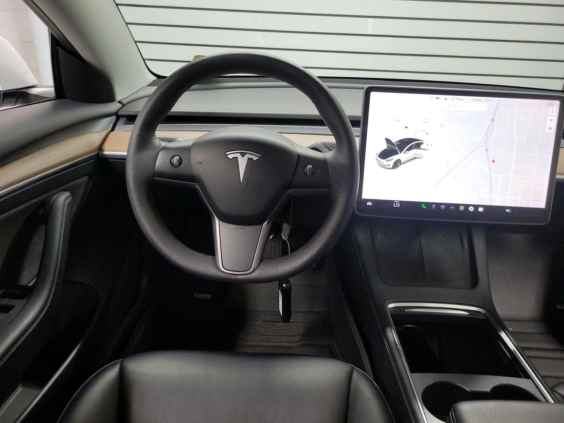 Thumbnail: 2022 Tesla Model 3 - 9