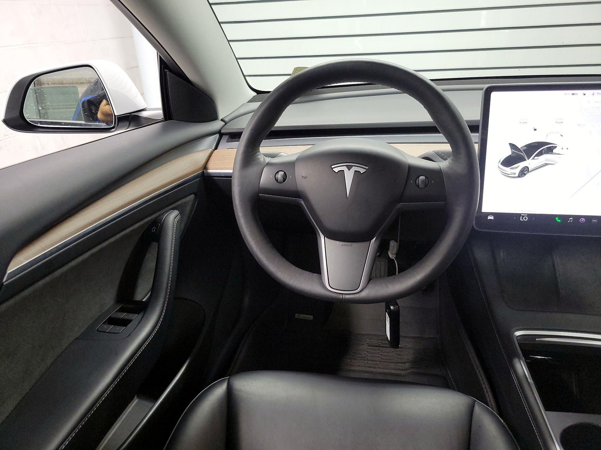 Thumbnail: 2022 Tesla Model 3 - 10