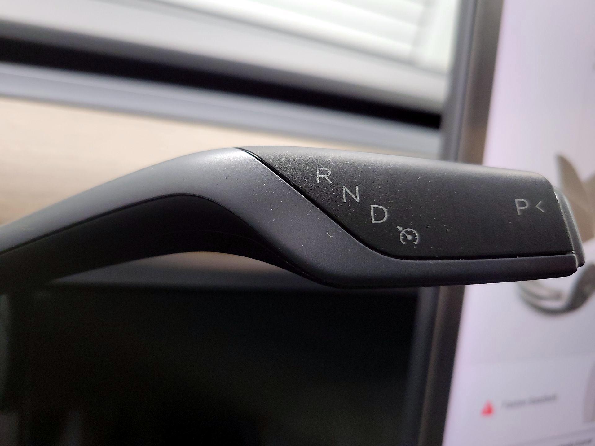 Thumbnail: 2022 Tesla Model 3 - 16