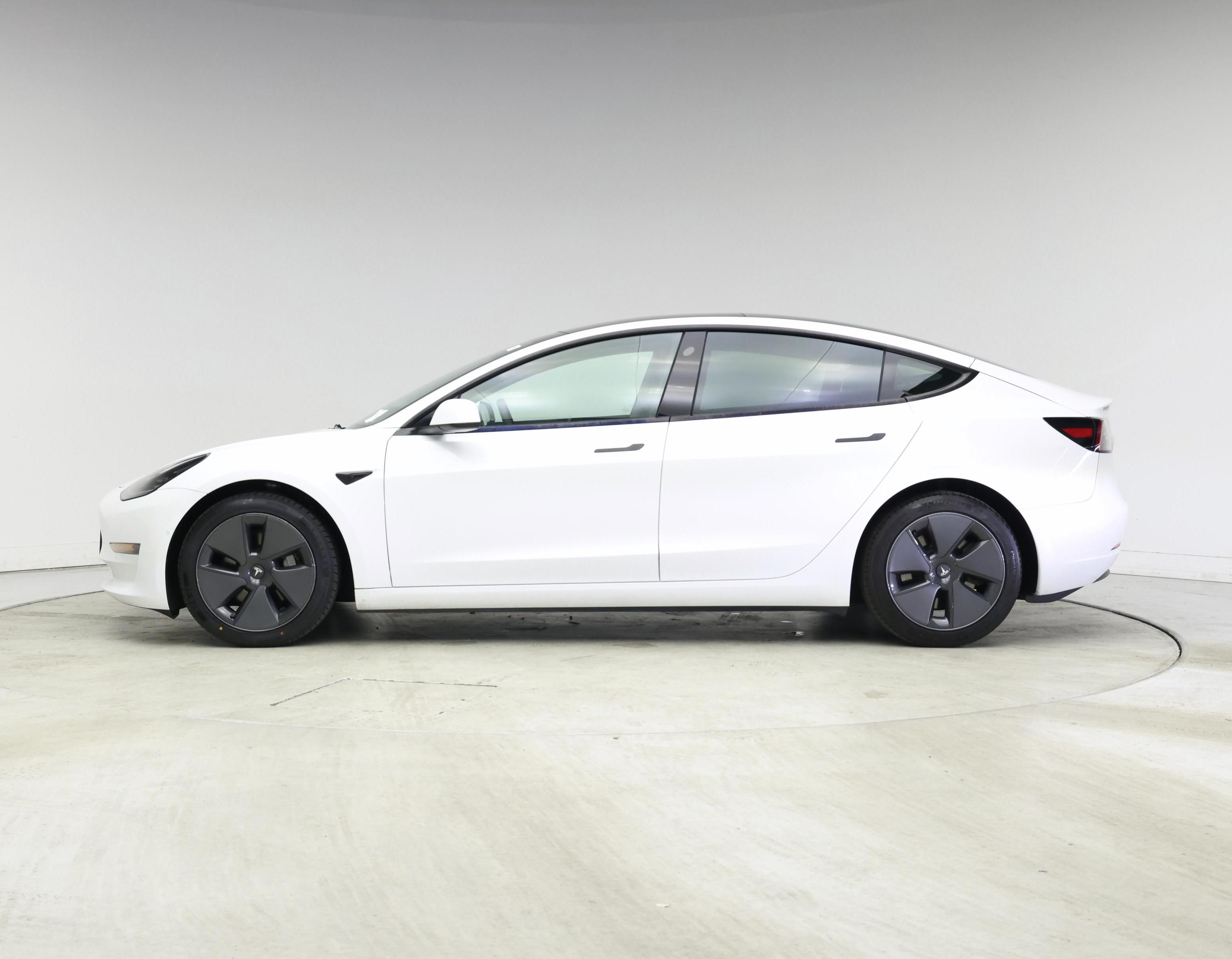 Thumbnail: 2022 Tesla Model 3 - 3