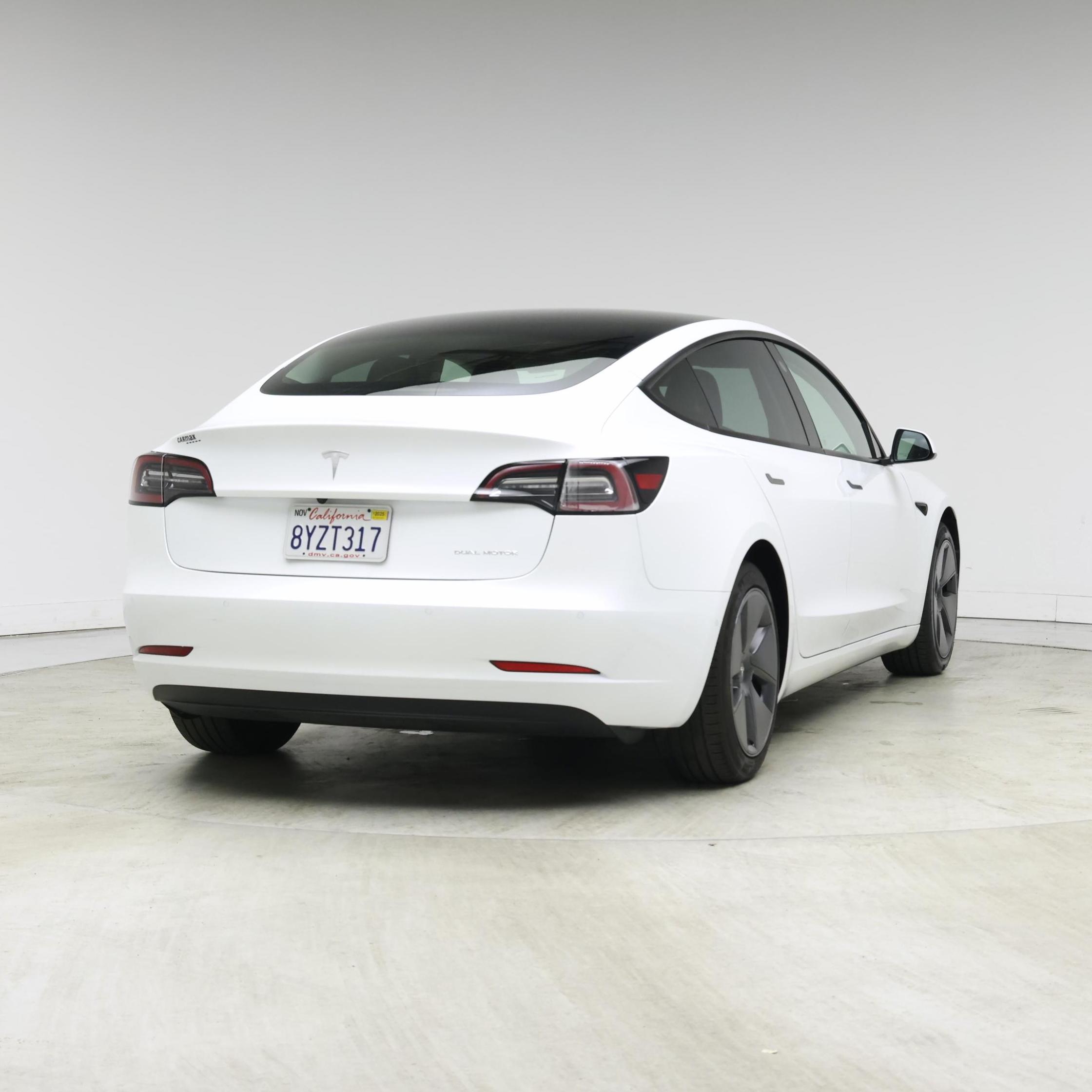Thumbnail: 2022 Tesla Model 3 - 8