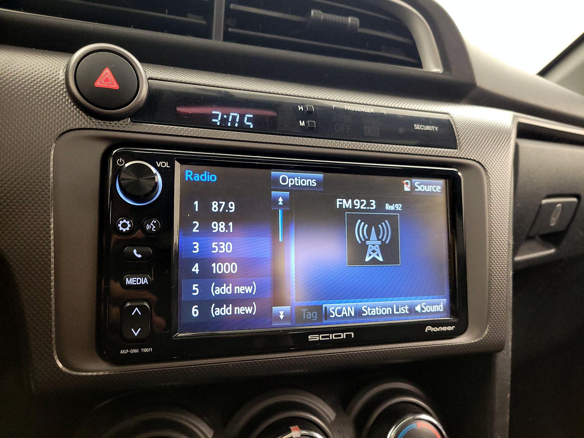 Thumbnail: 2016 Scion tC - 14