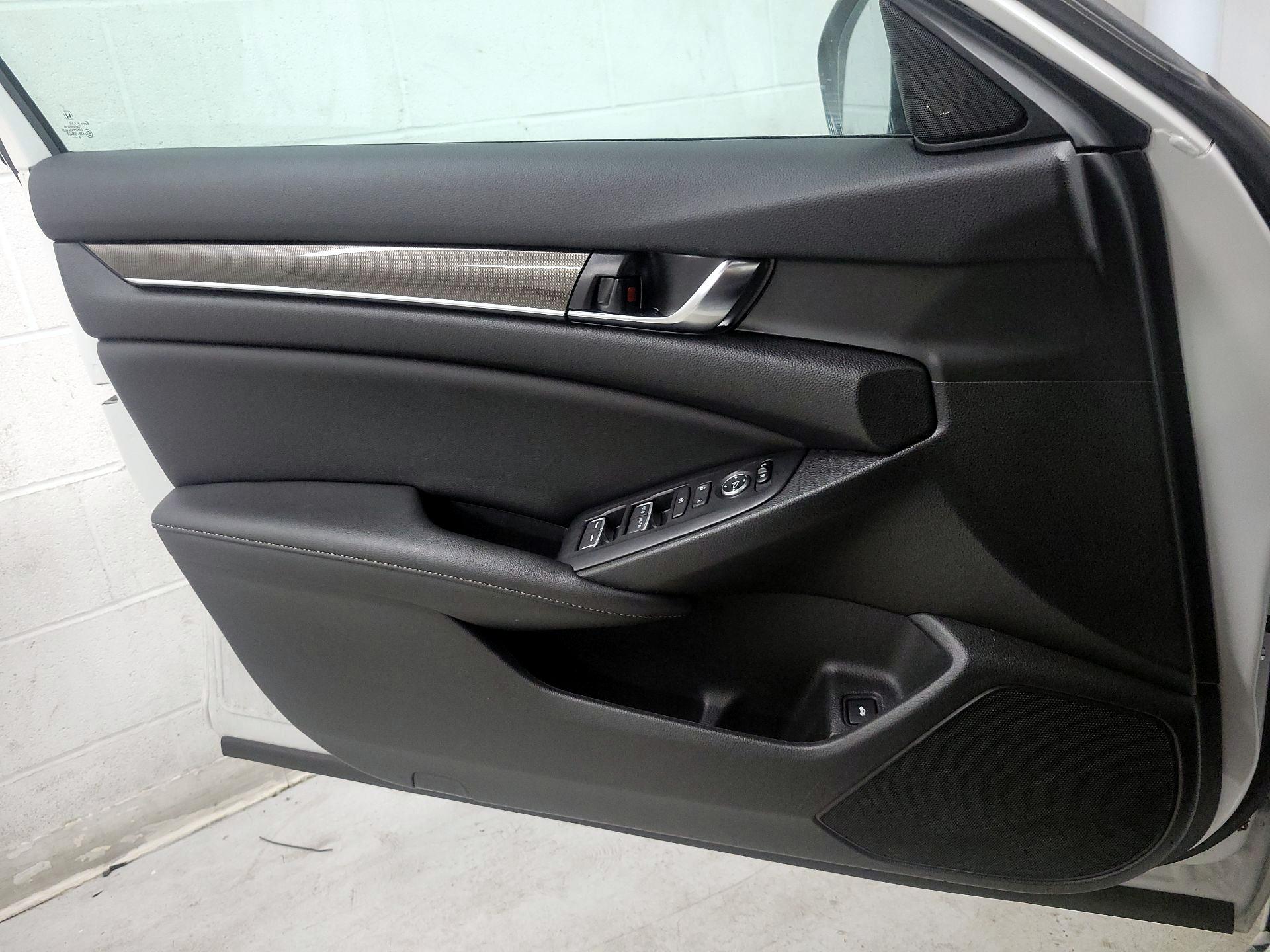 Thumbnail: 2020 Honda Accord - 12