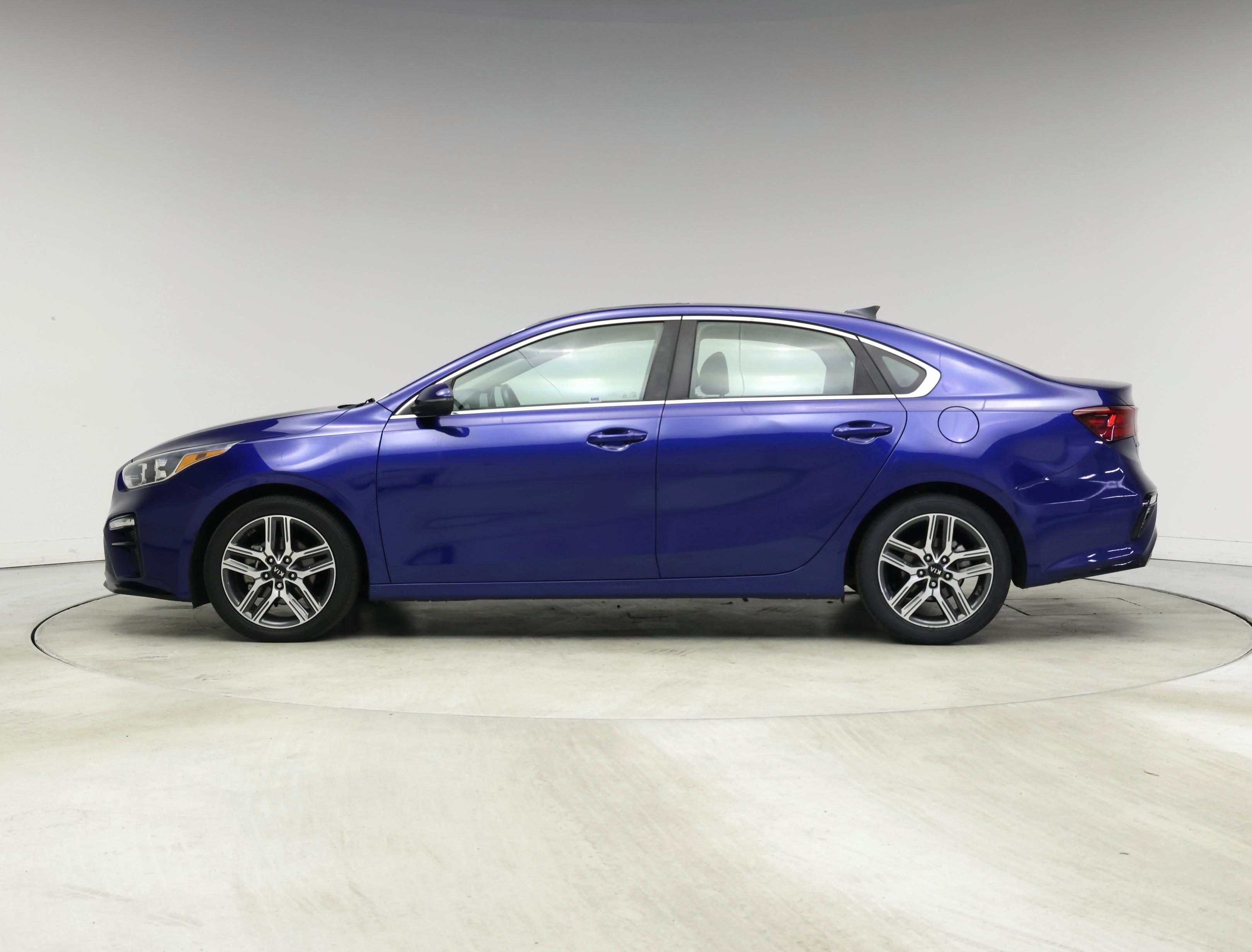 Thumbnail: 2021 Kia Forte - 3