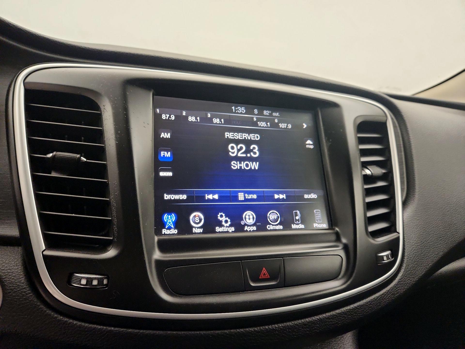 Thumbnail: 2015 Chrysler 200 - 15