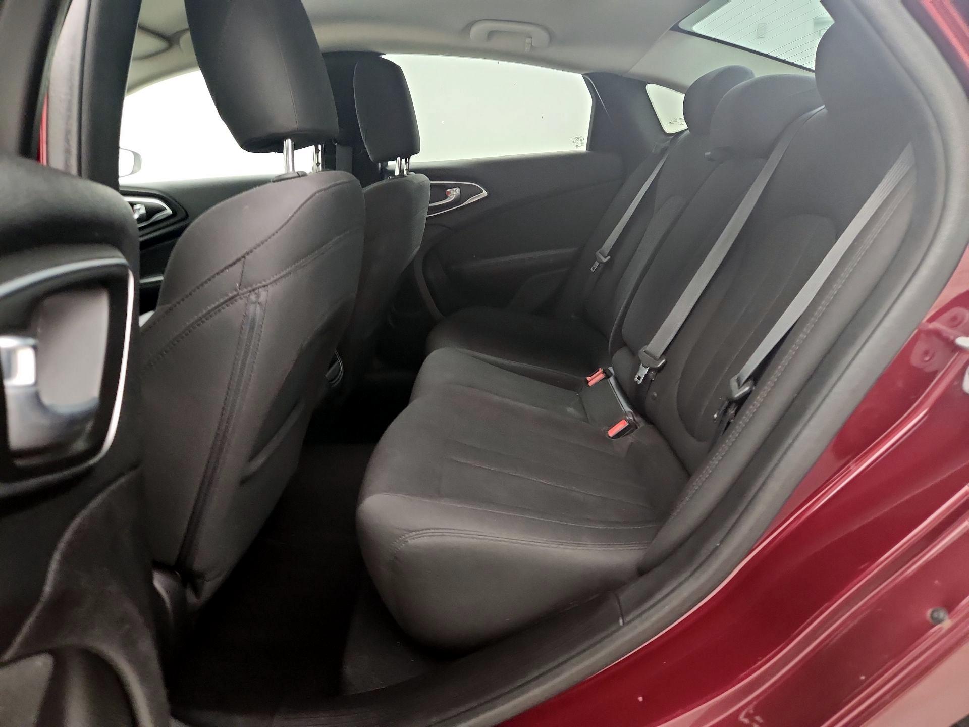 Thumbnail: 2015 Chrysler 200 - 19