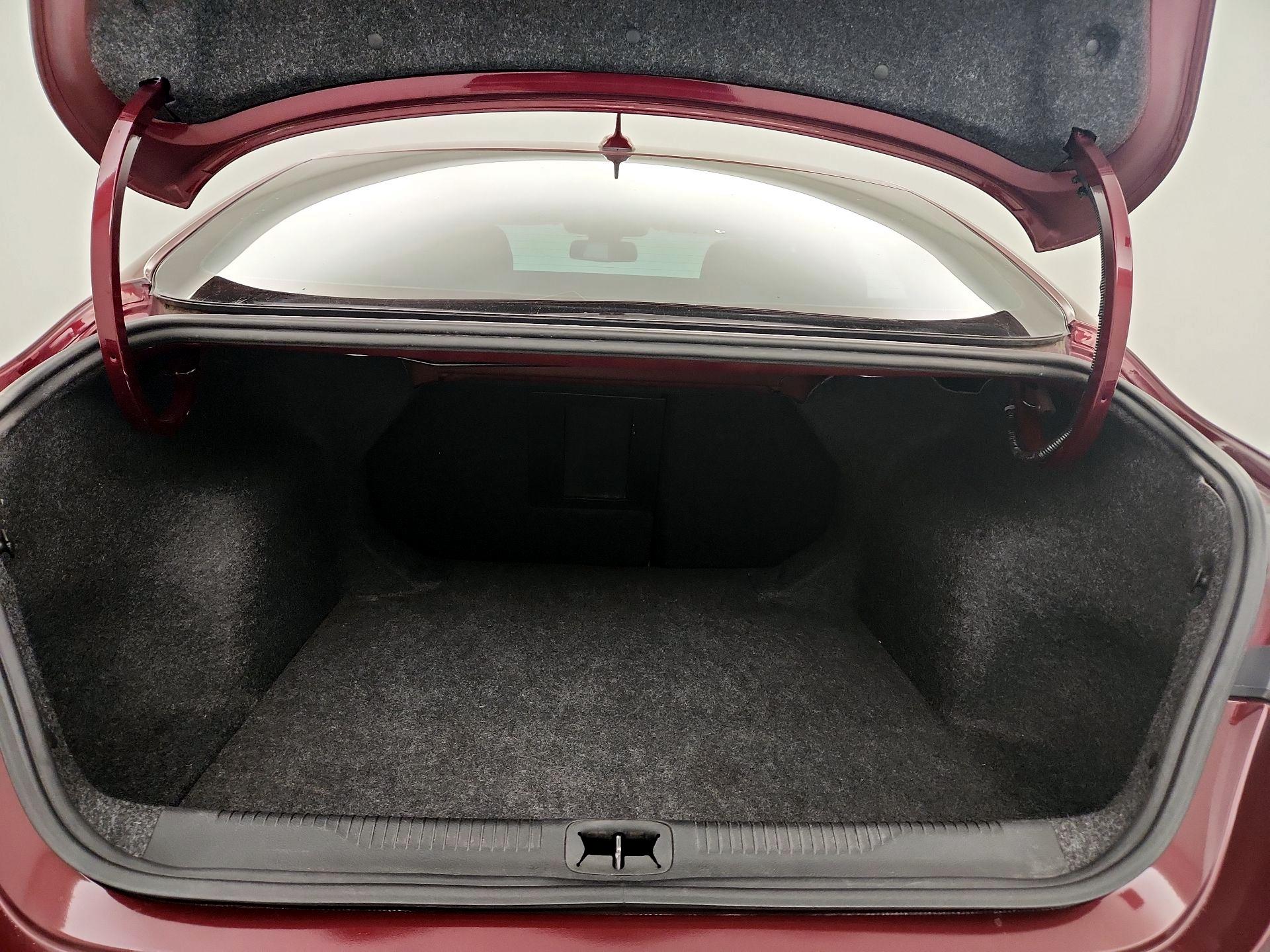 Thumbnail: 2015 Chrysler 200 - 20