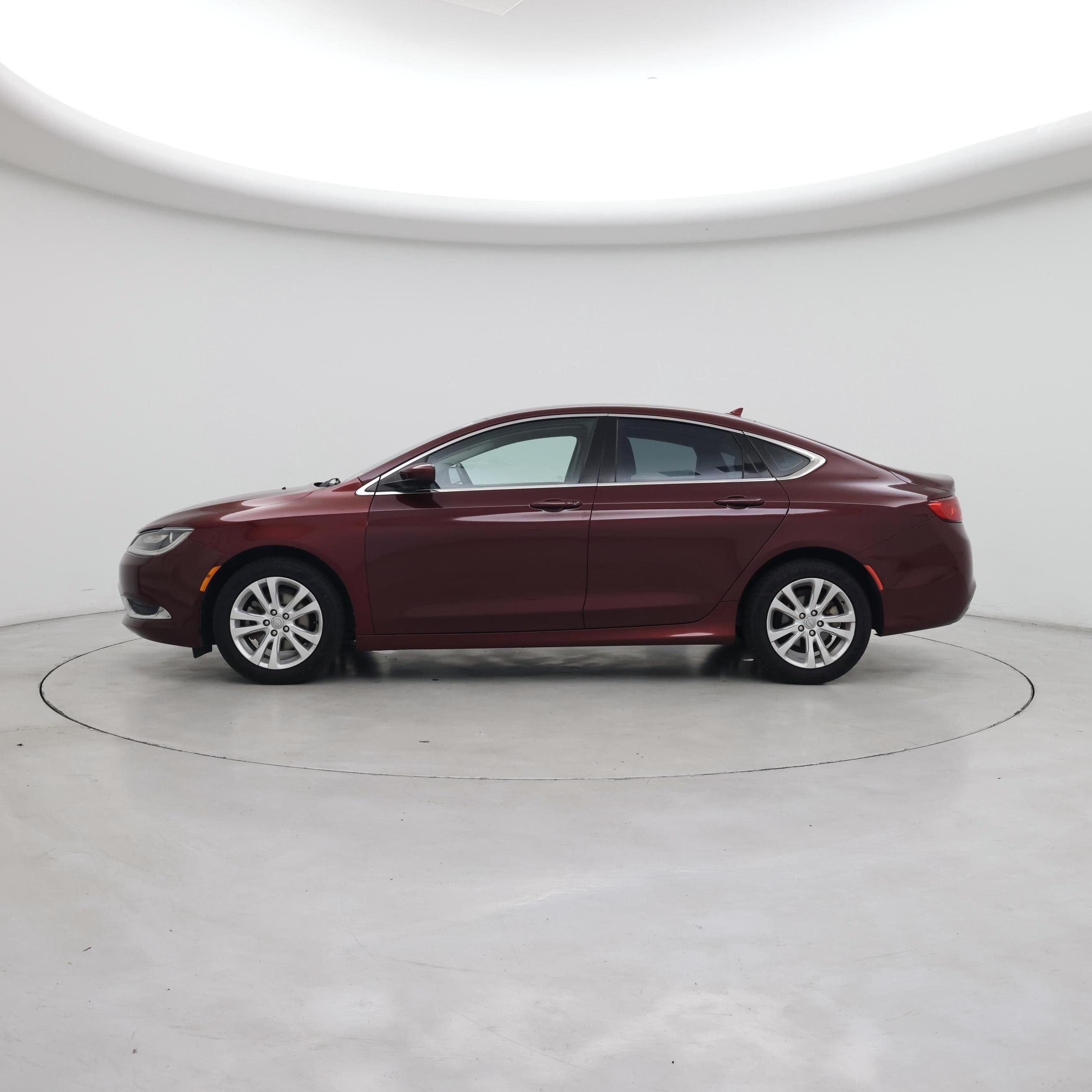 Thumbnail: 2015 Chrysler 200 - 3