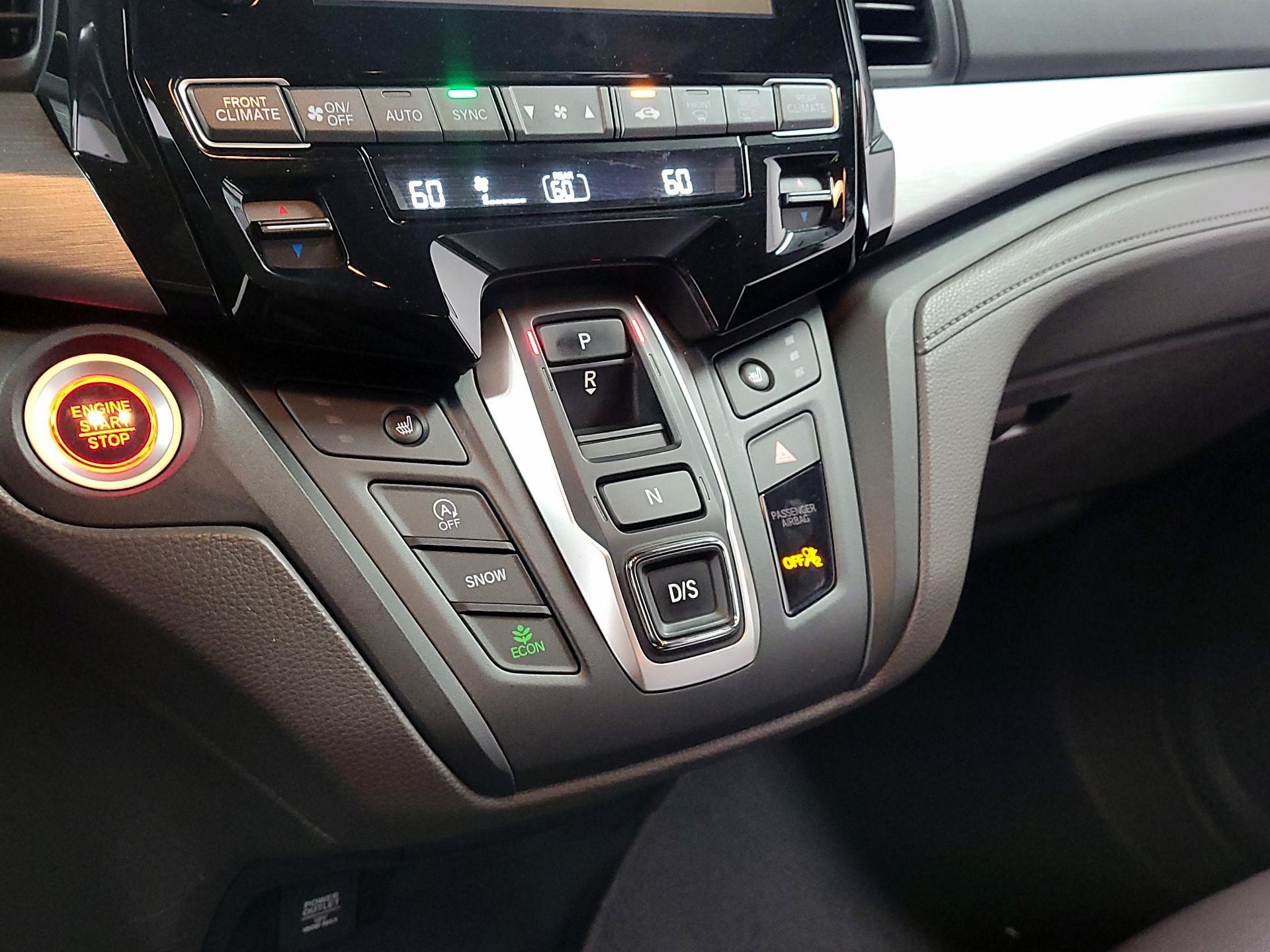 Thumbnail: 2020 Honda Odyssey - 17