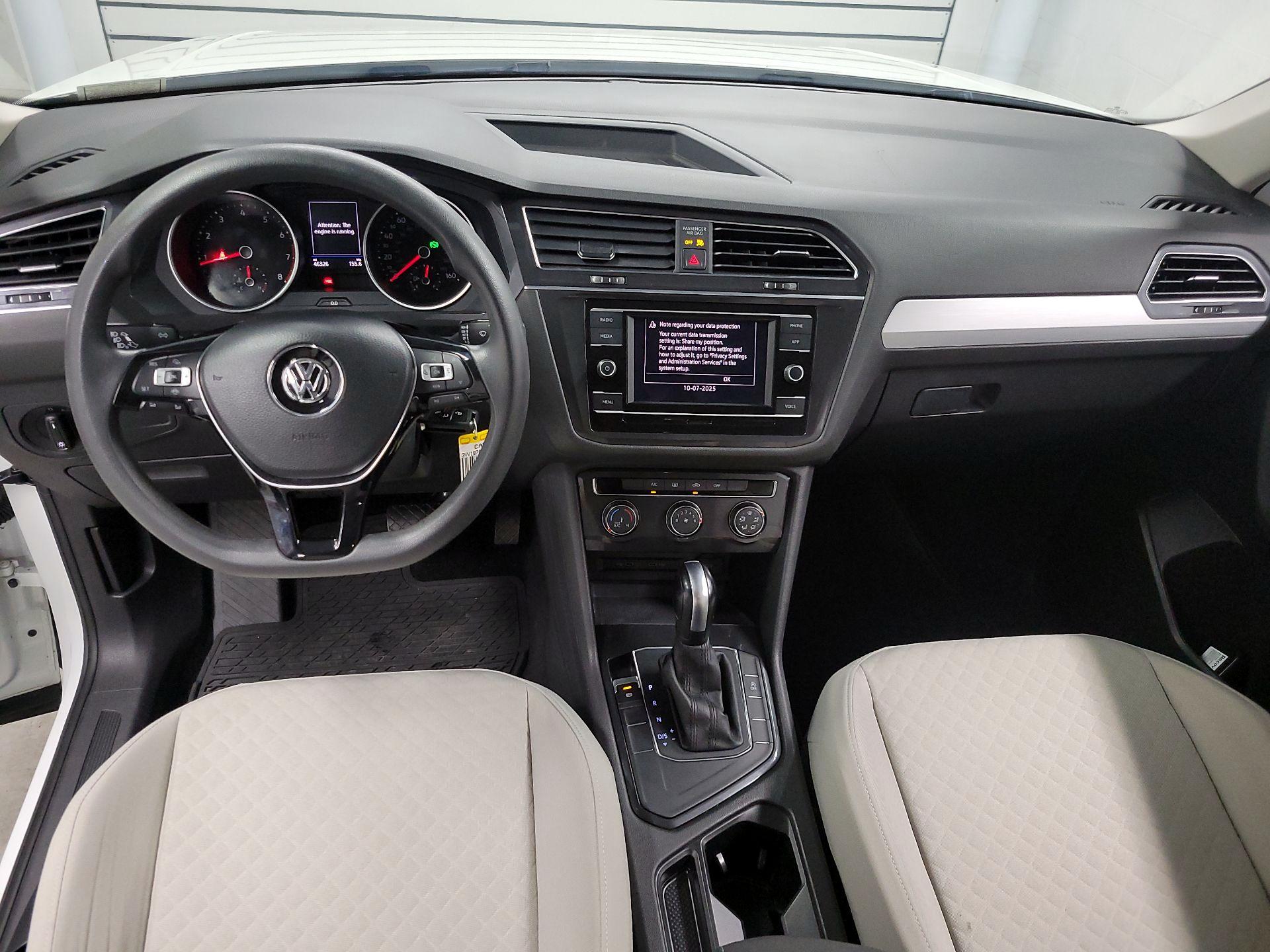 Thumbnail: 2020 Volkswagen Tiguan - 9