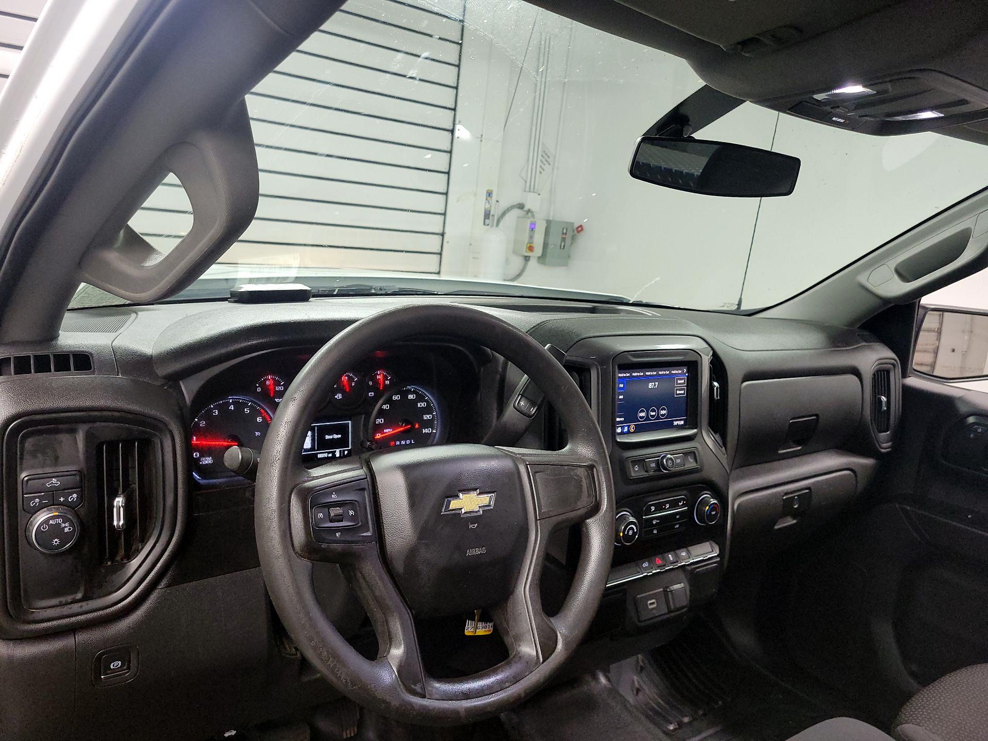 Thumbnail: 2019 Chevrolet Silverado 1500 - 9