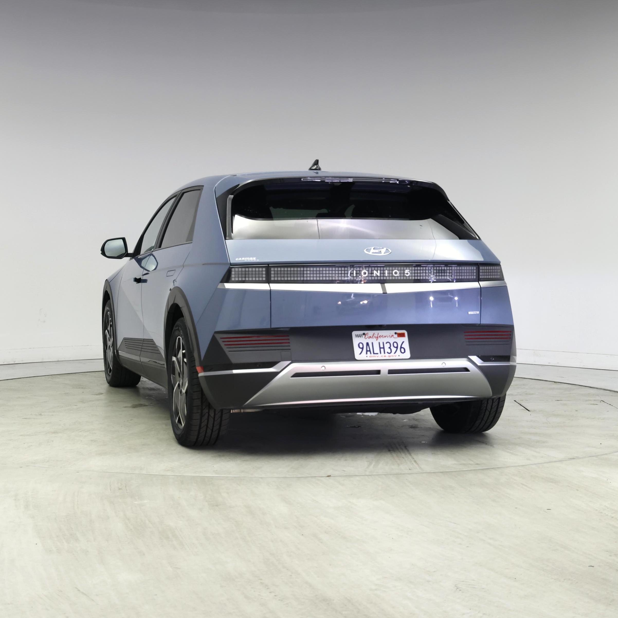 Thumbnail: 2022 Hyundai Ioniq 5 - 6
