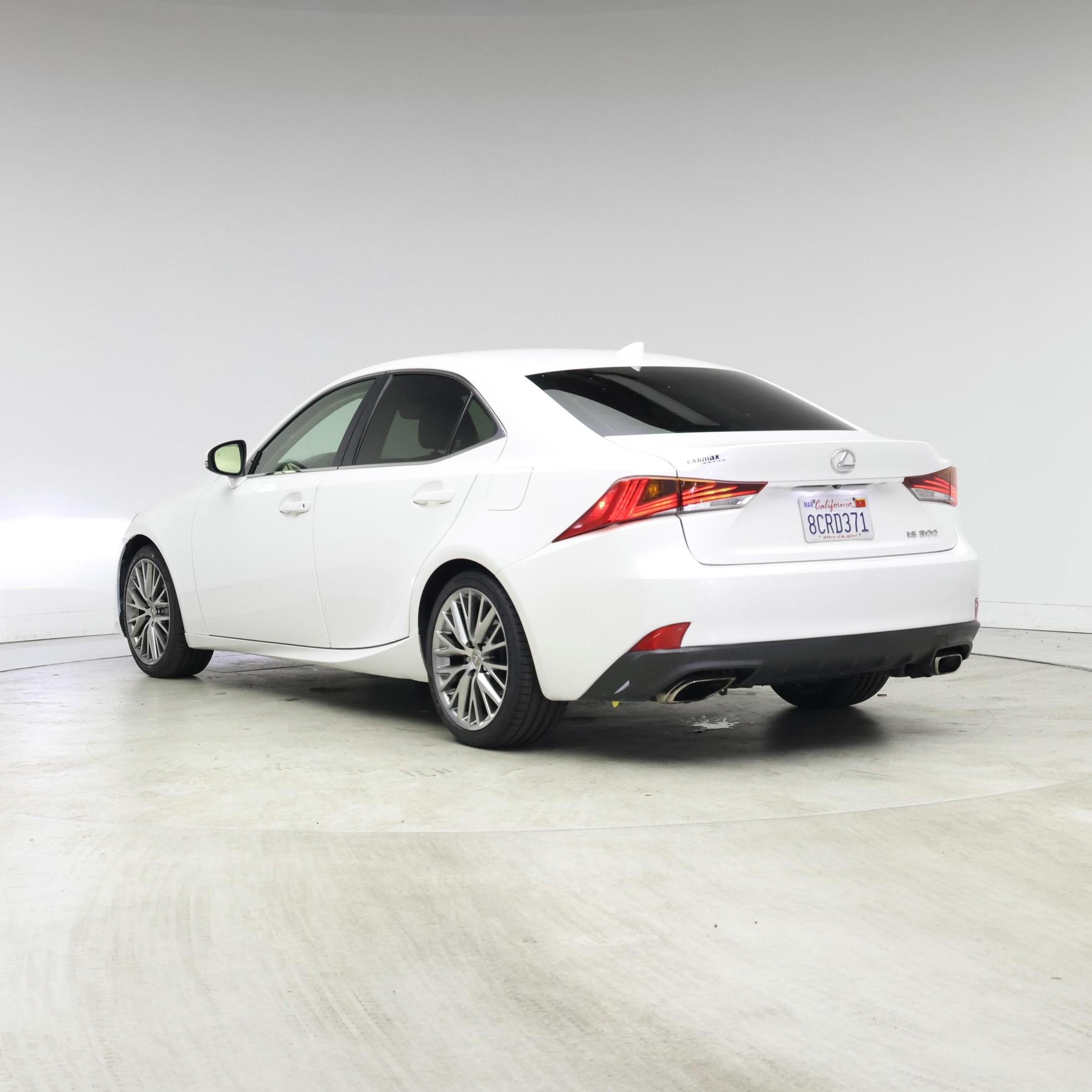 Thumbnail: 2018 Lexus IS - 2