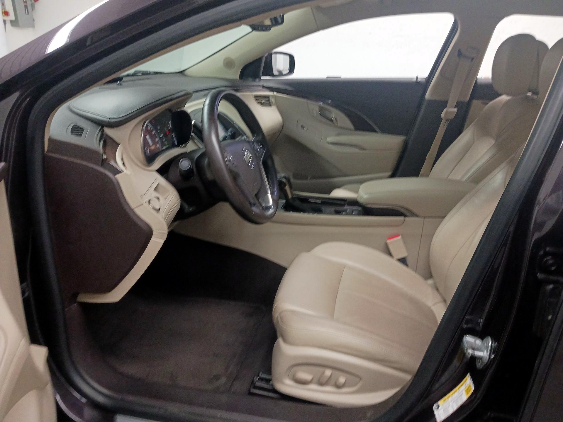 Thumbnail: 2014 Buick LaCrosse - 9